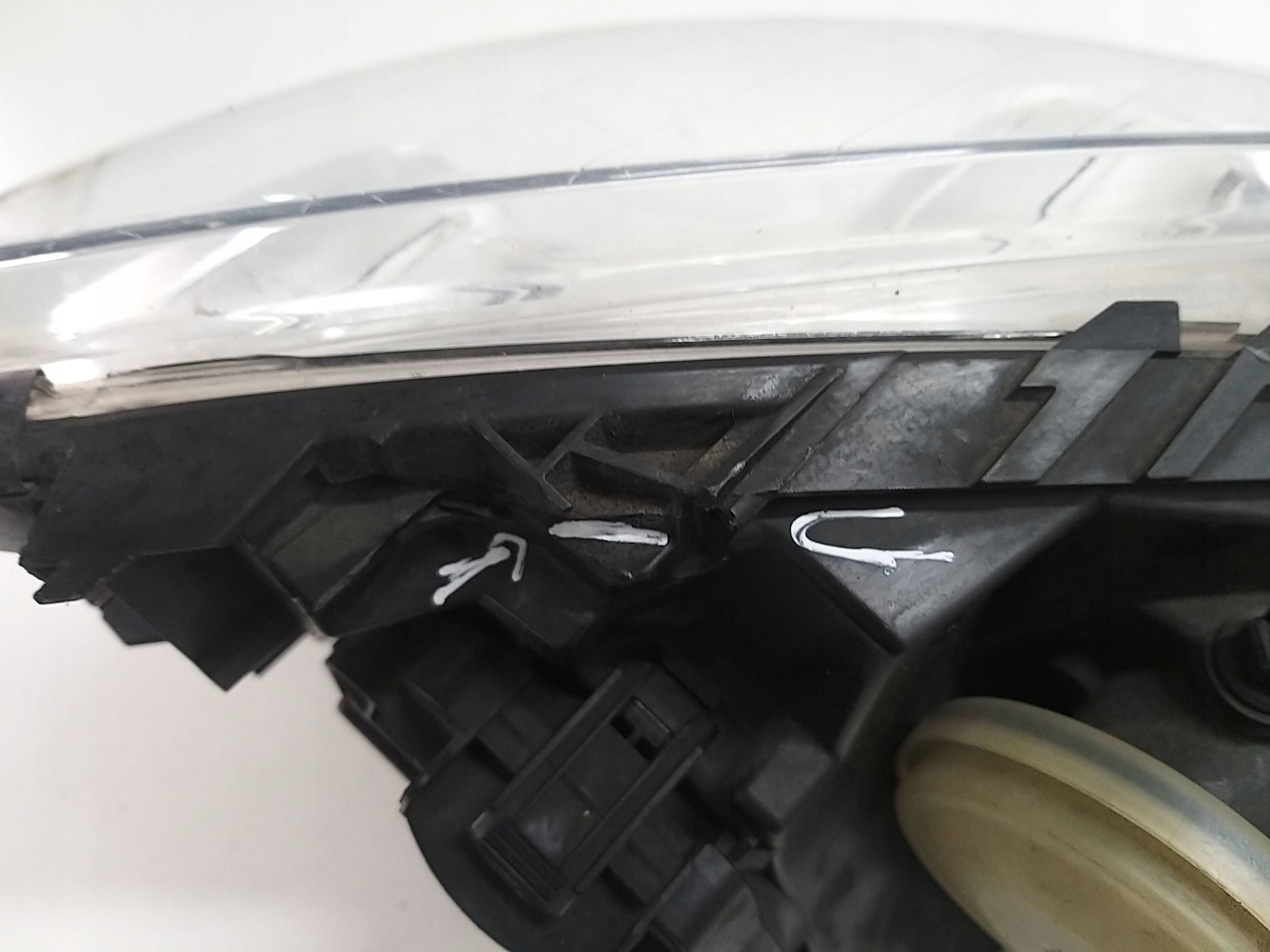 MERCEDES B KLASA W 245 light left front front 05R
