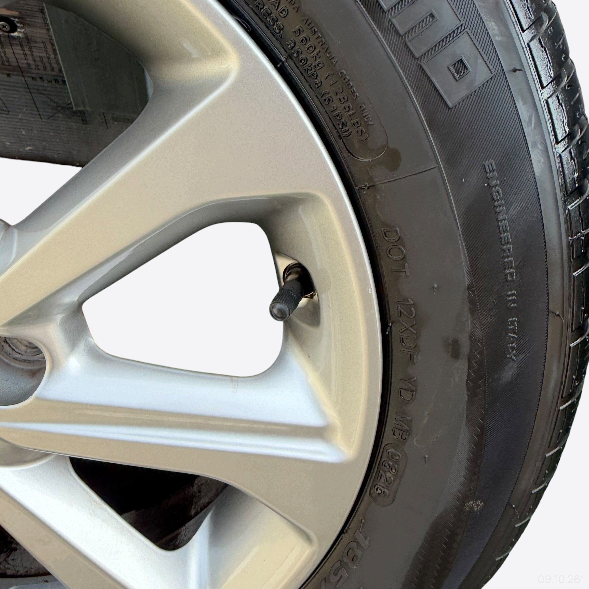 wheels tyres discs KIA STONIC MOMO 185/65/15" 6MM winter M+S