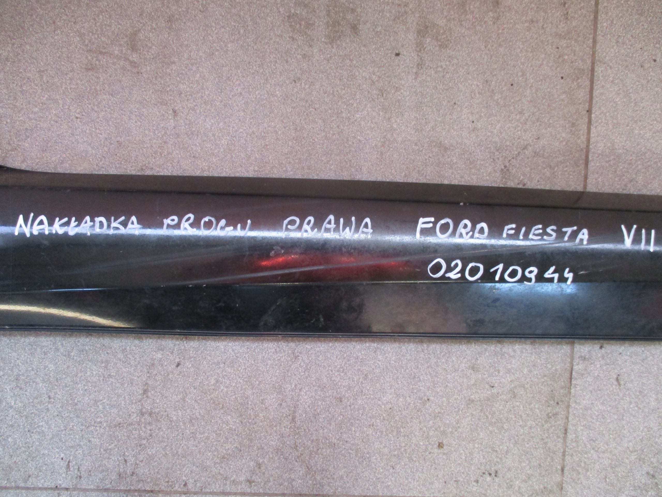 cap threshold right Ford Fiesta VII 2011r- 02010944