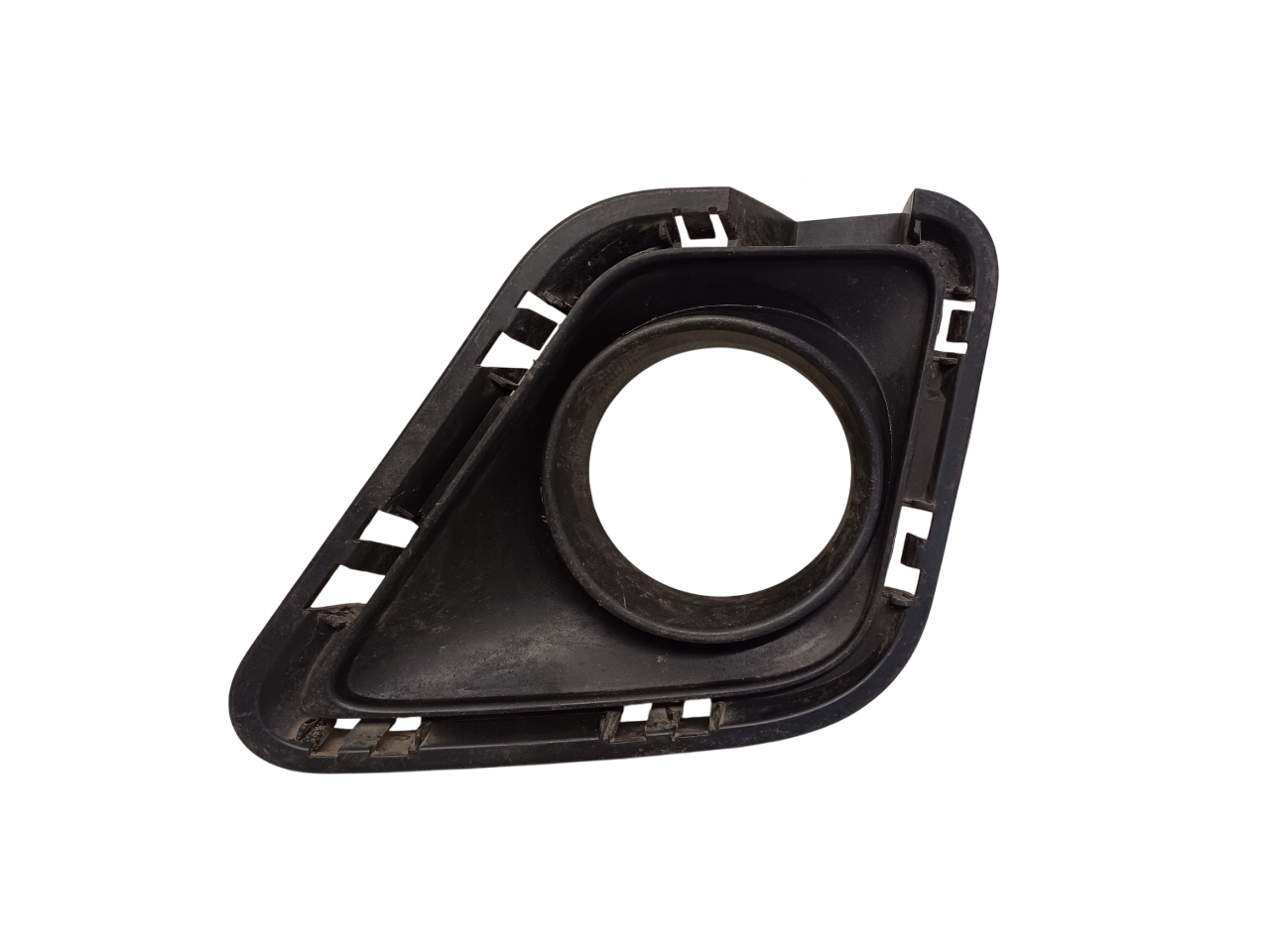 TOYOTA VERSO S - KRATKA HALOGENU LEWA 8148252280