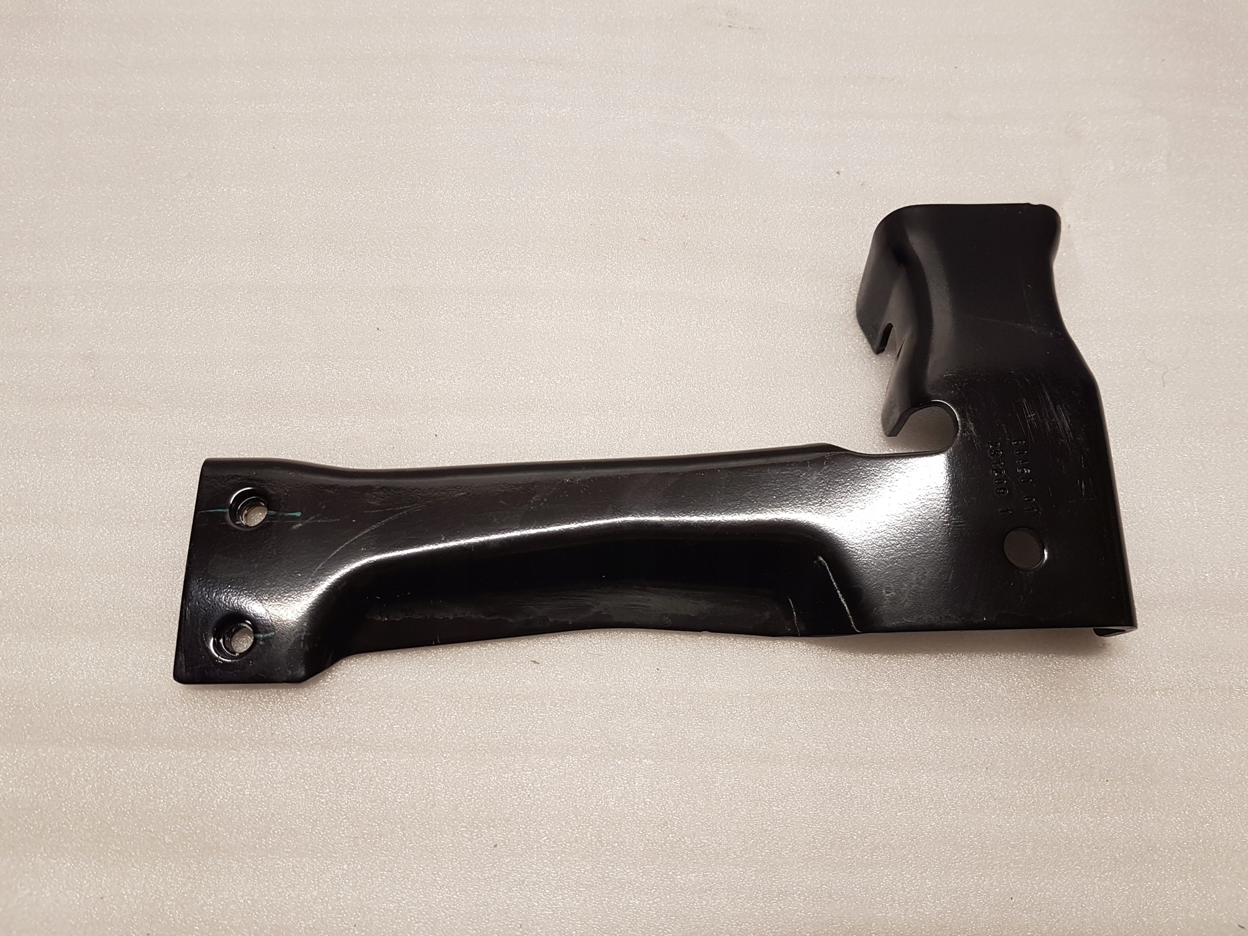 pillar console of a bumper right front BMW X1 U11 9880460
