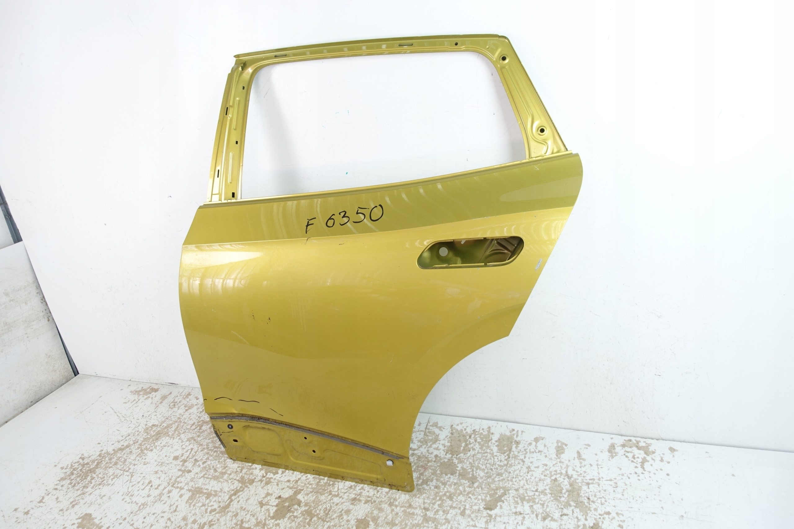 VW ID4 ID.4 2020- door rear. left rear part 11A833311