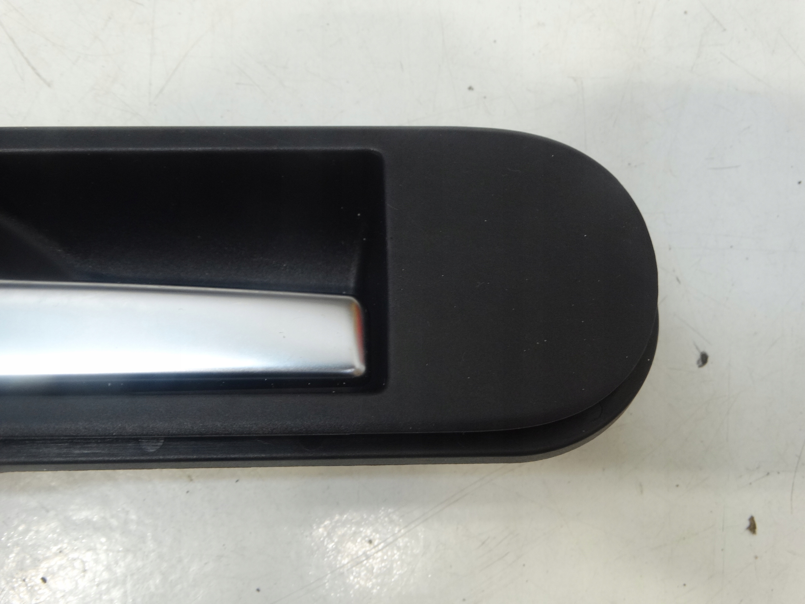 handle inner left front rear part VOLKSWAGEN GOLF VI plus 5M0837197