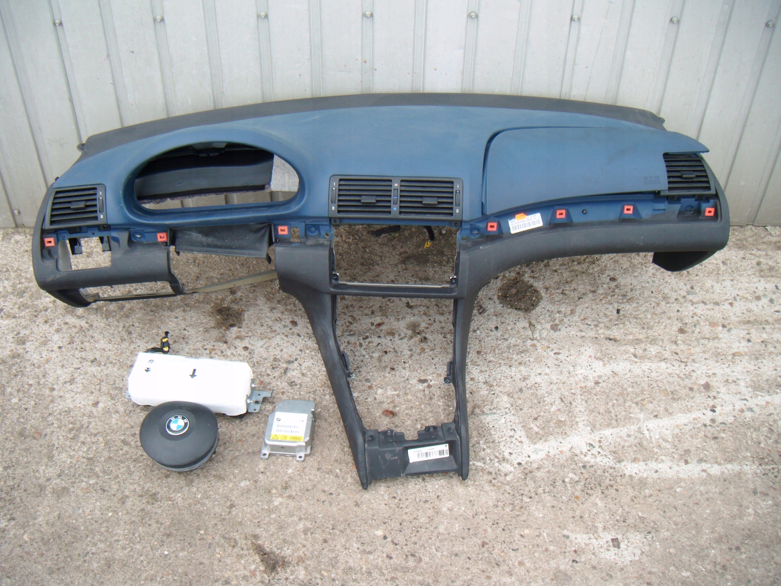 BMW E46 COMPACT KONSOLA PODUSZKI DESKA