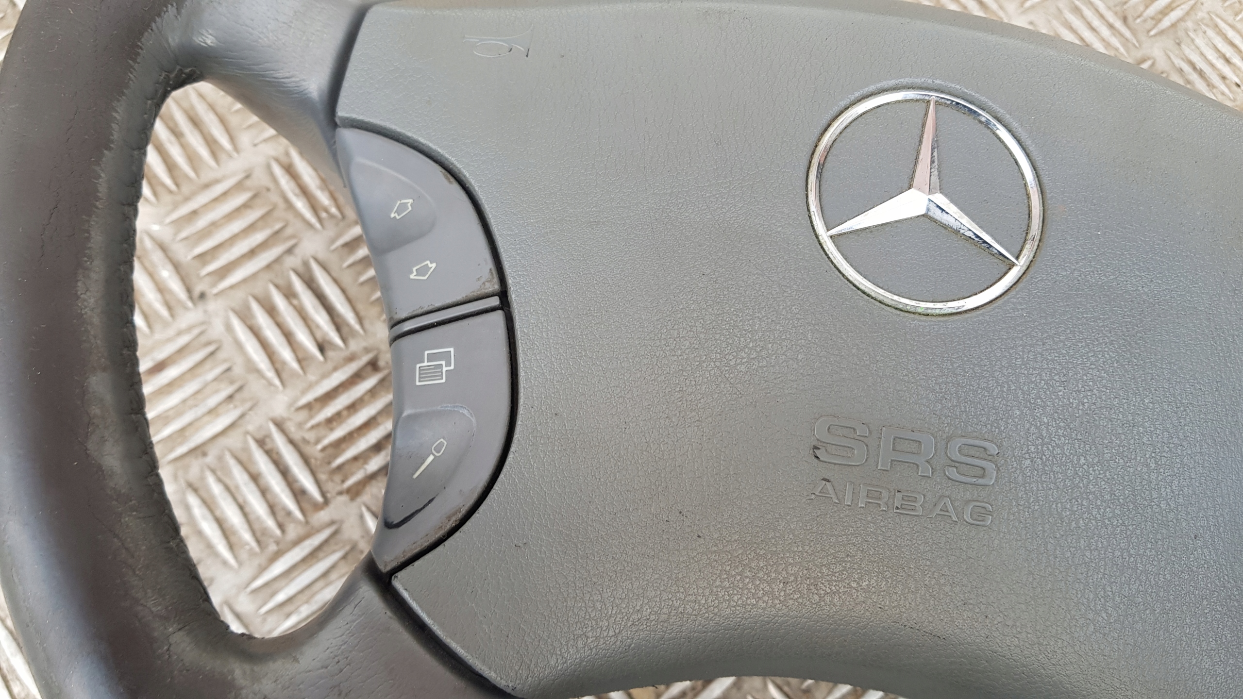 MERCEDES W220 lenkrad SKORZANA Leder