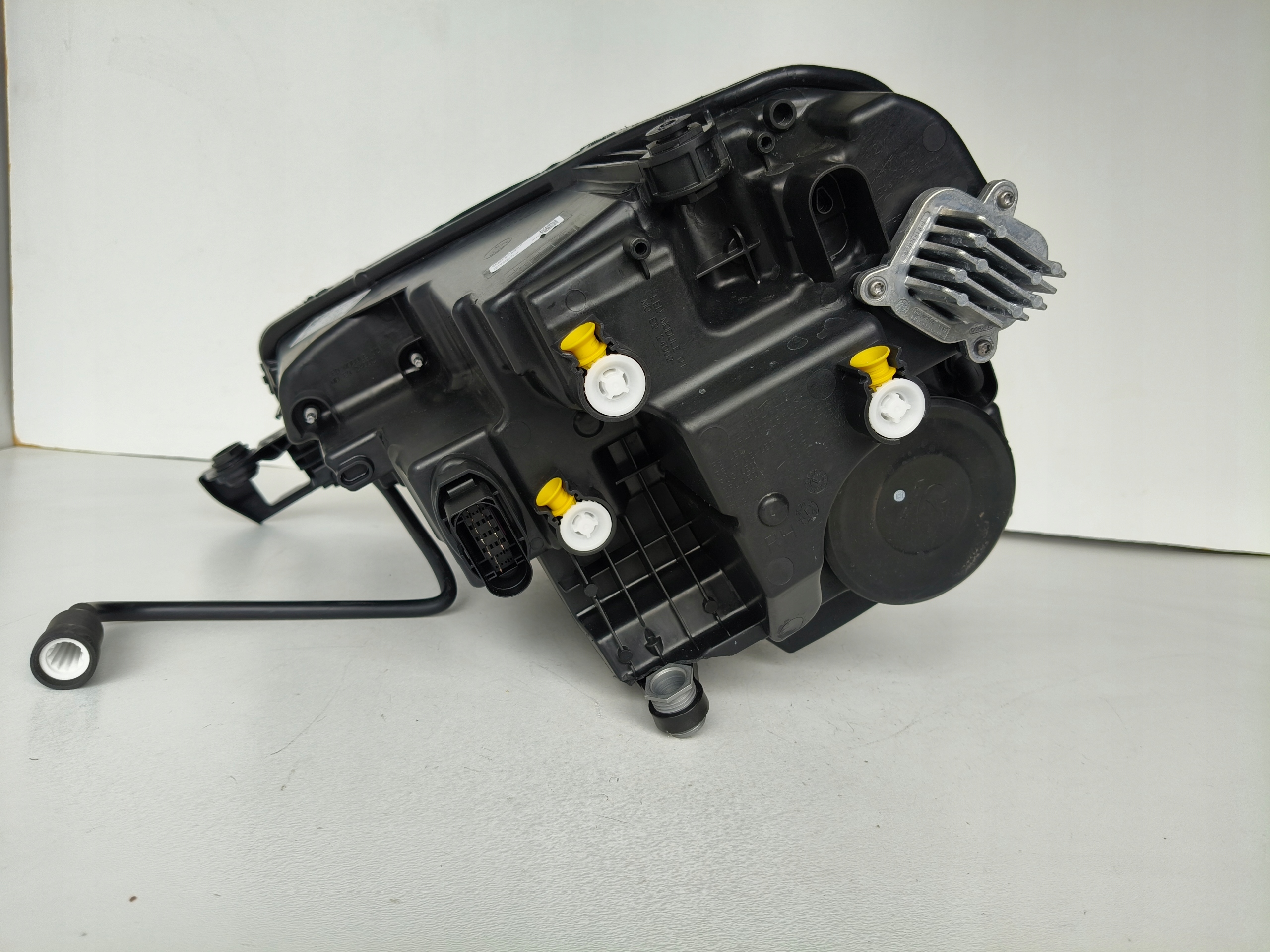 light right REFLEKTOR SKODA KAROQ 57A 21- LIFT LED