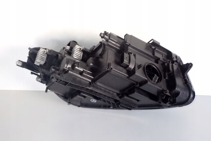 VW TIGUAN II IQ.LIGHT LIFT 20- reflektor left light left 5NB941081G
