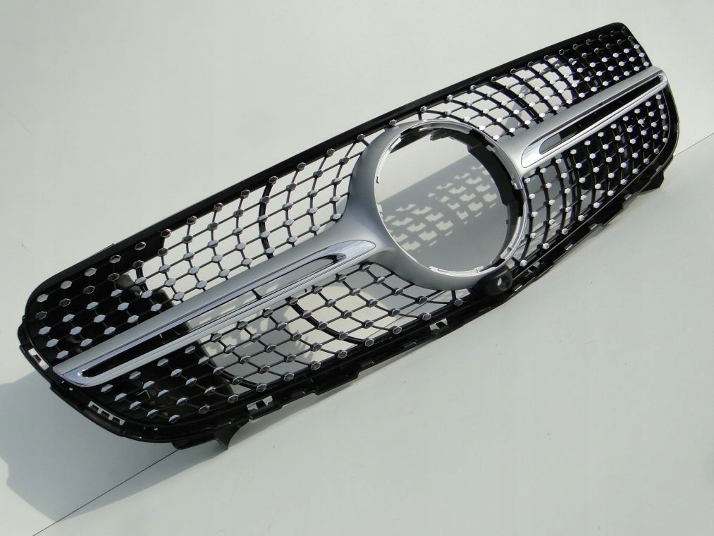 MERCEDES GLC X253 AMG GRILL ATRAPA DIAMENT KAMERA Typ samochodu 4x4/SUV Samochody osobowe