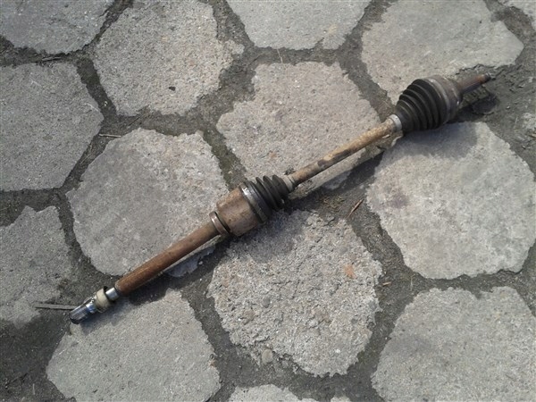 ПОЛУОСЬ ПРАВЫЙ OPEL VIVARO 2.0 DCI 115KM