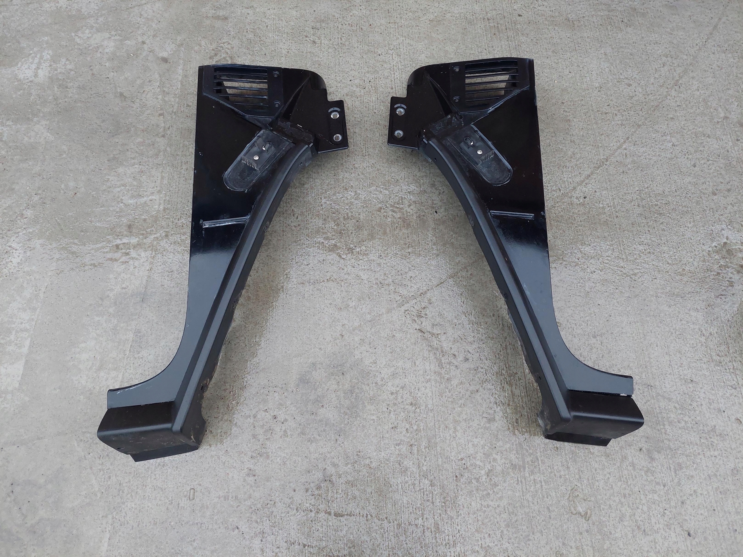 fender + moulding left front front left HUMMER H2