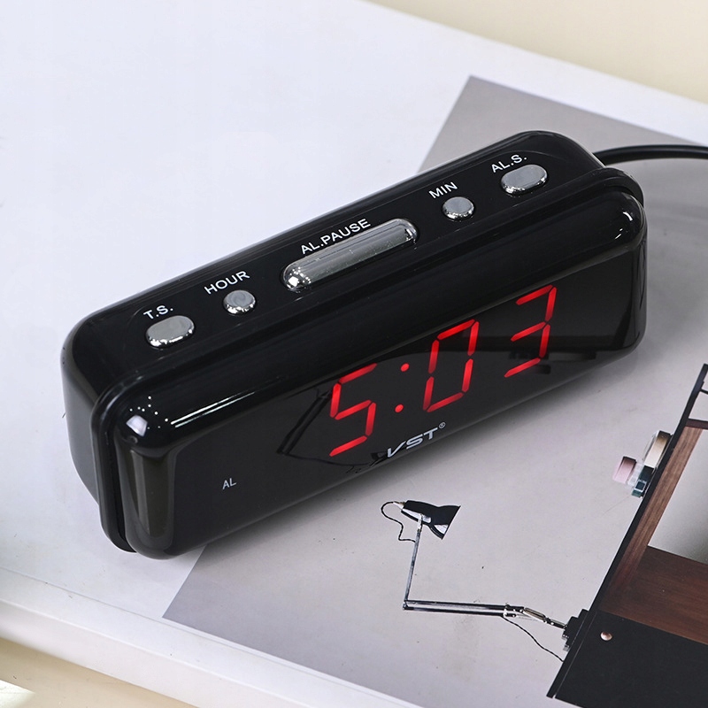 BUDZIK ZEGAR ELEKTRONICZNY ALARM CYFROWY LED 24H Typ budzik