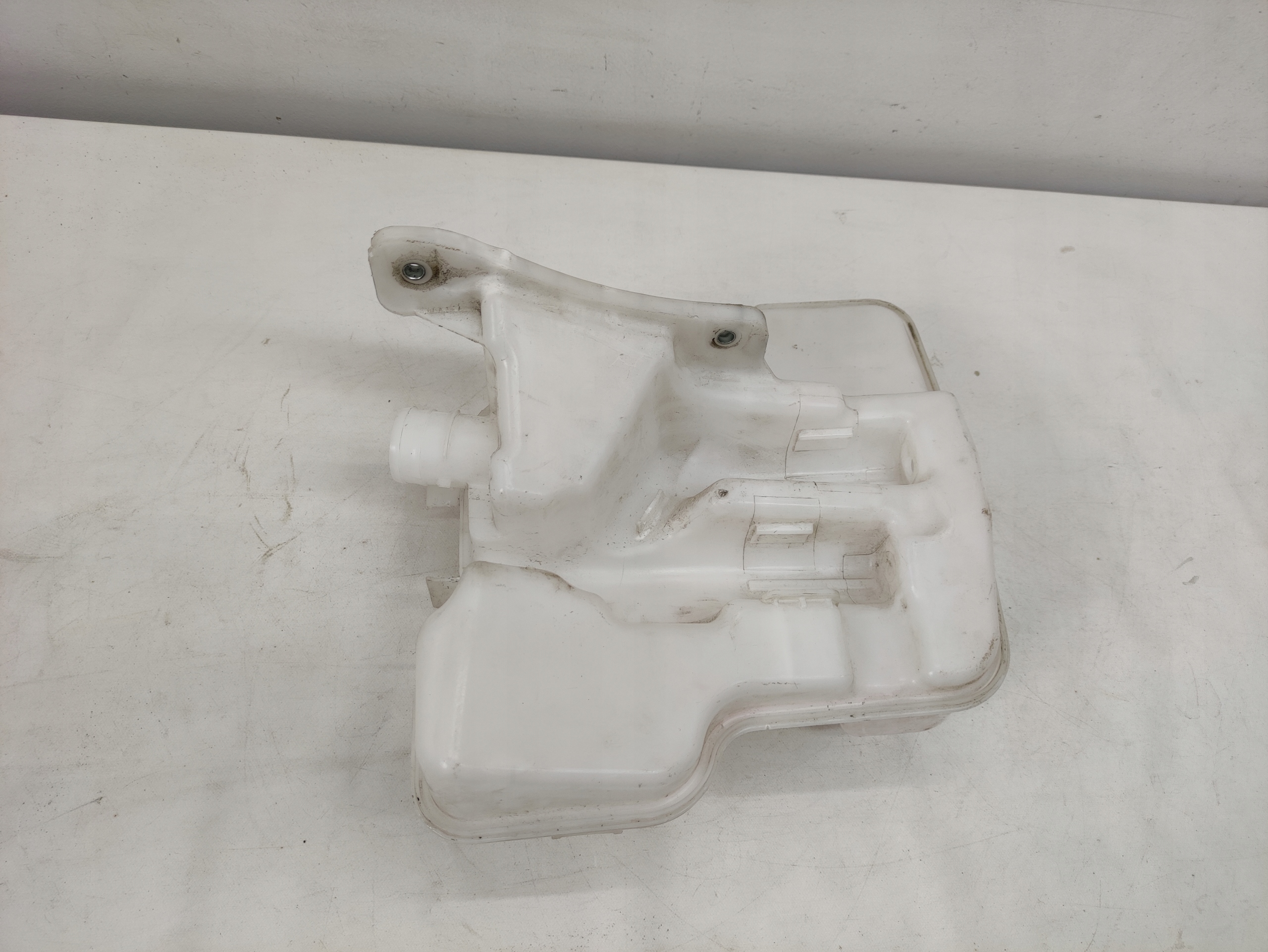 AUDI Q3 2 II 18- 83A washer fluid tank original