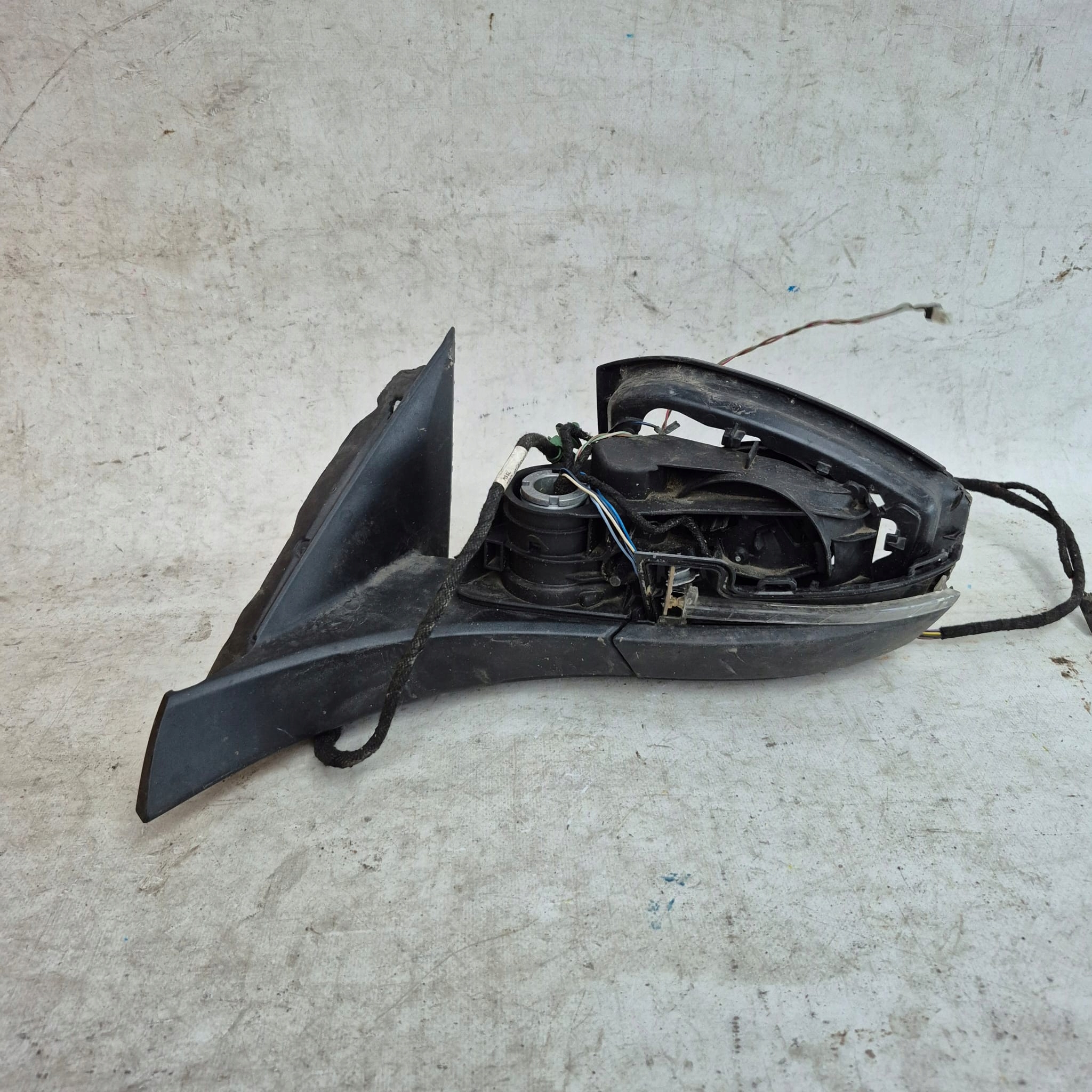 VW T-ROC 17-> mirror front front left