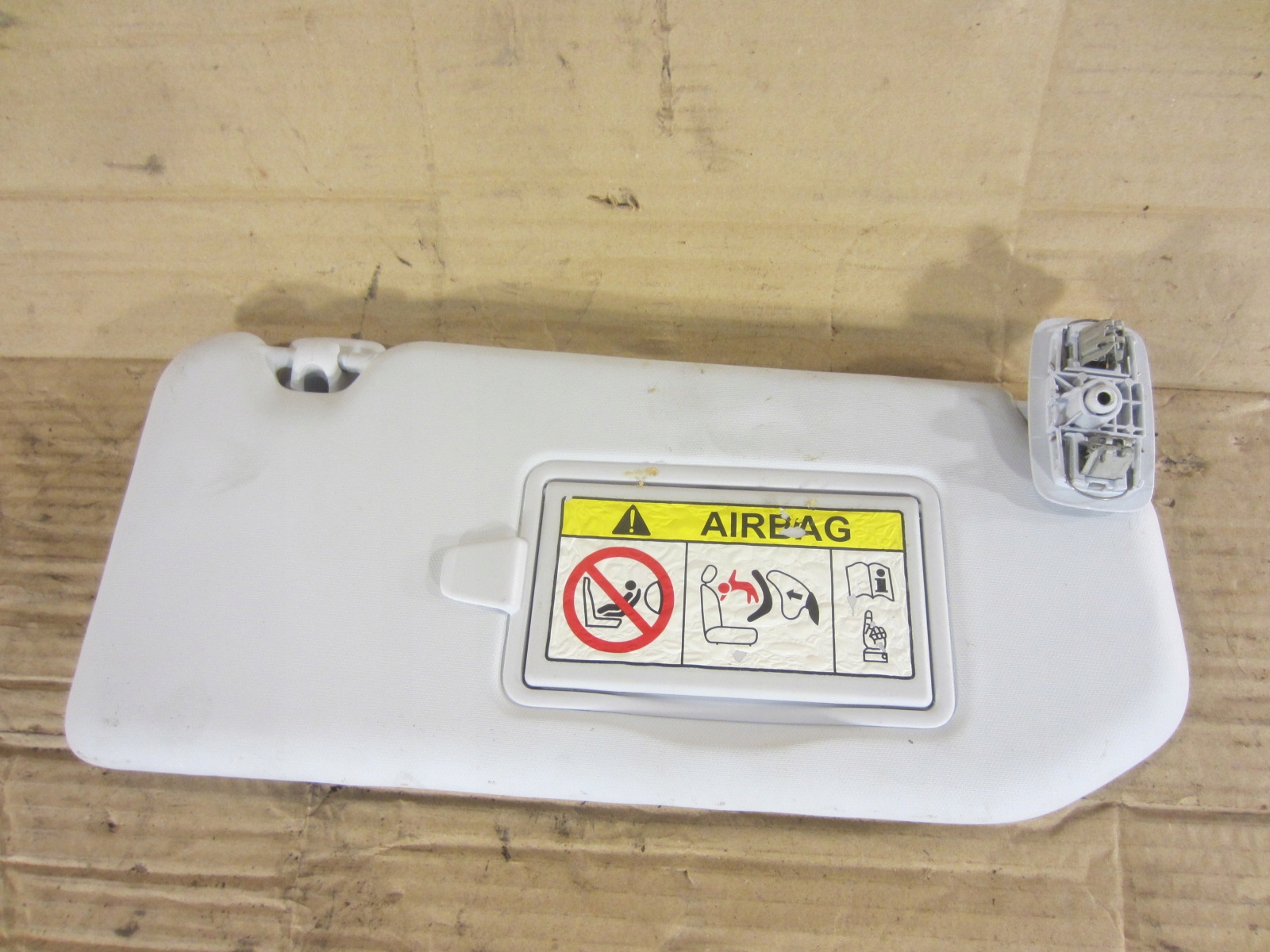 Козырек подсолнечник козырек правый Peugeot 308 2013-