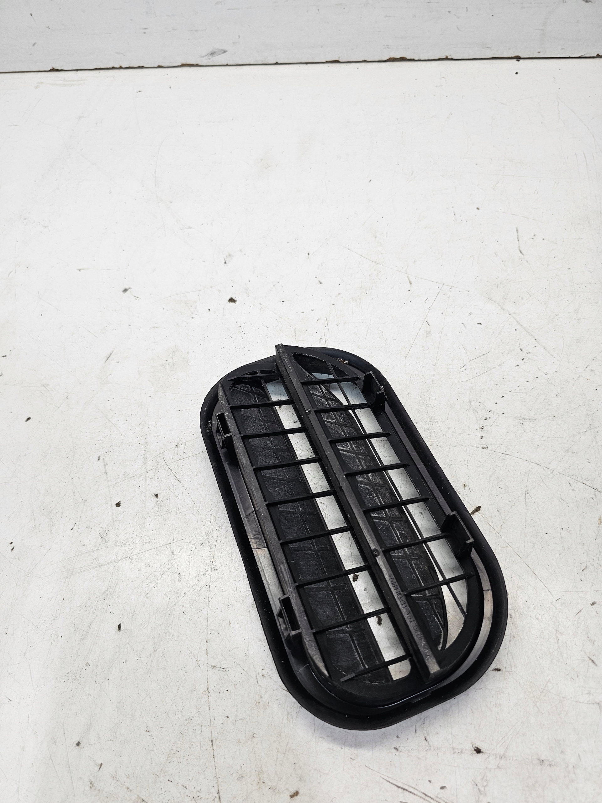 Lüftungsgitter luft heck AUDI A1 8X A4 B9 Q5 FY 6R0819465B