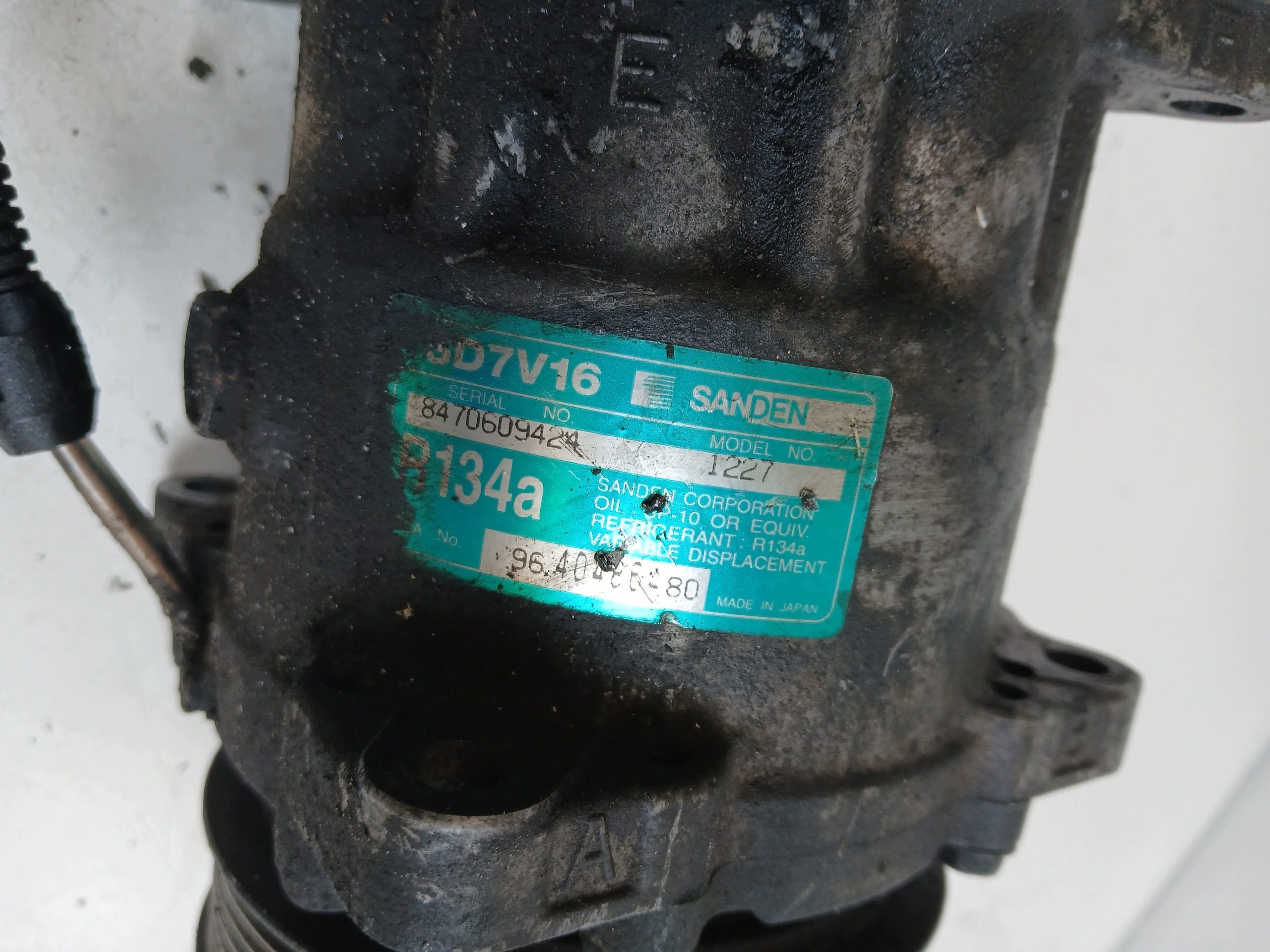 CITROEN BERLINGO compressor; air conditioning compressor 9640486480