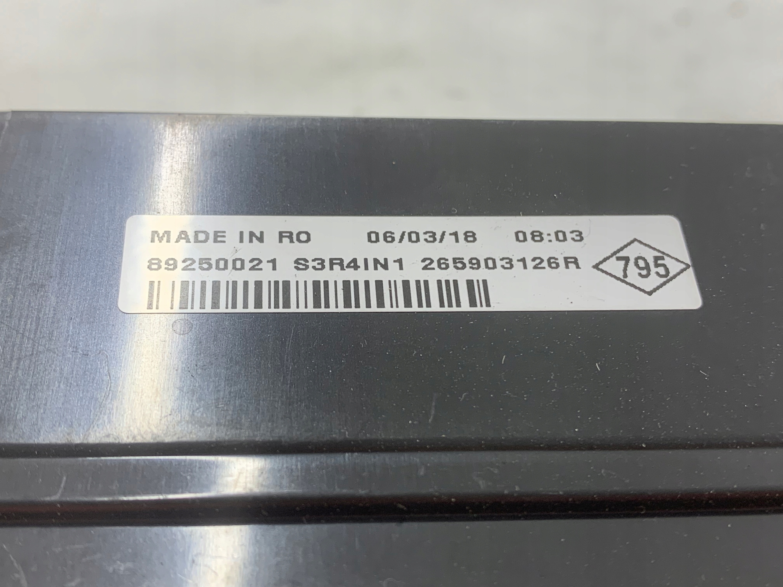 RENAULT TWINGO III light STOP 265903126R