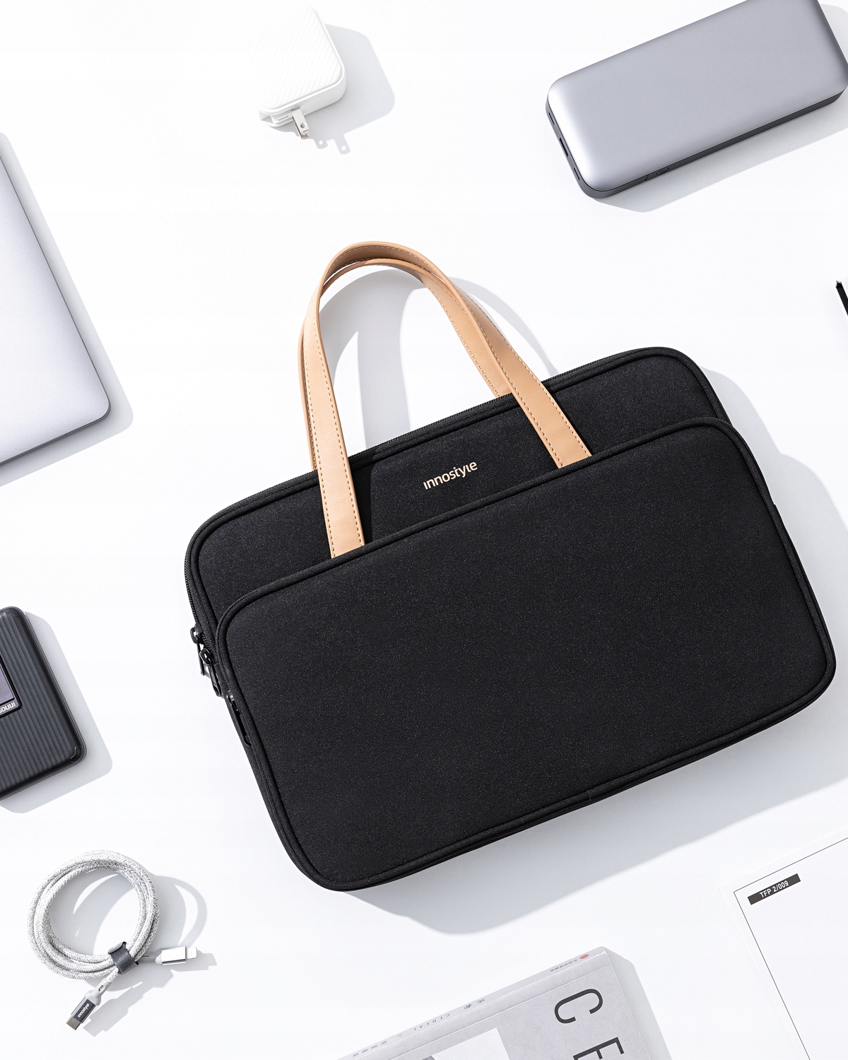 INNOSTYLE DAMSKA TORBA NA LAPTOPA 14 WODOODPORNA OMNIPROTECT PRO CZARNA Liczba komór 3