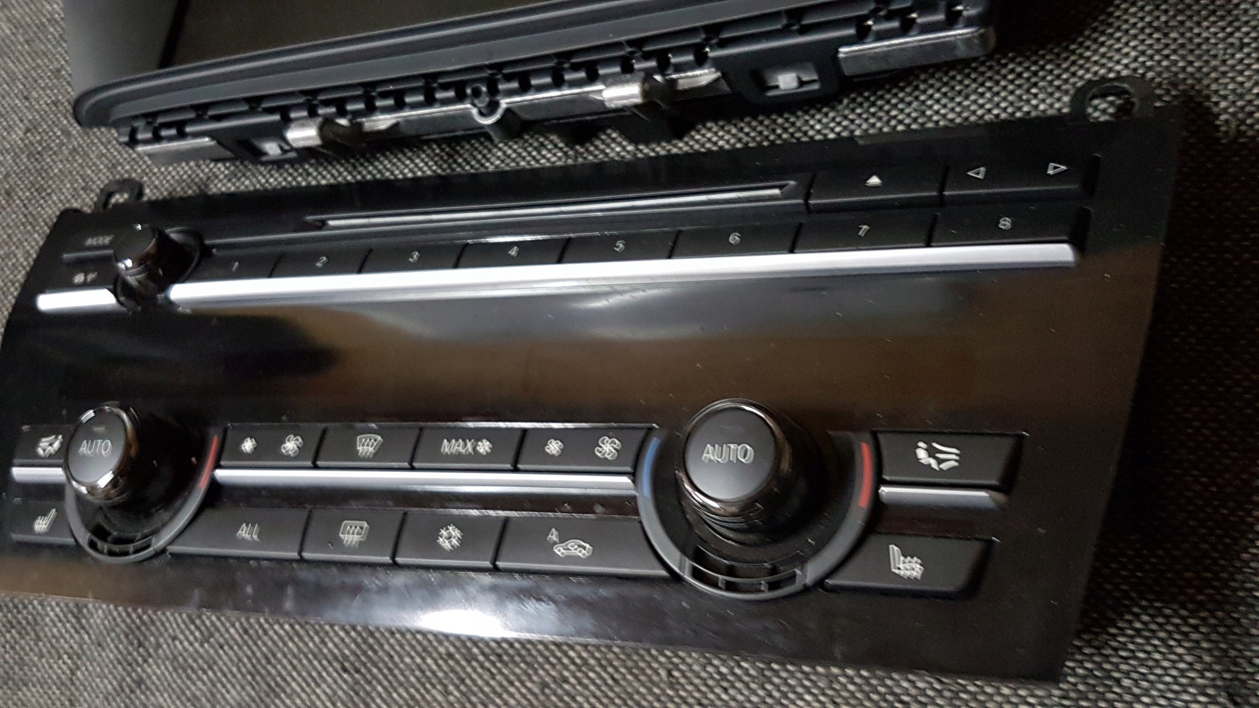 running board RADIO navigation SYSTEM CIC BMW SERIA 7 F01