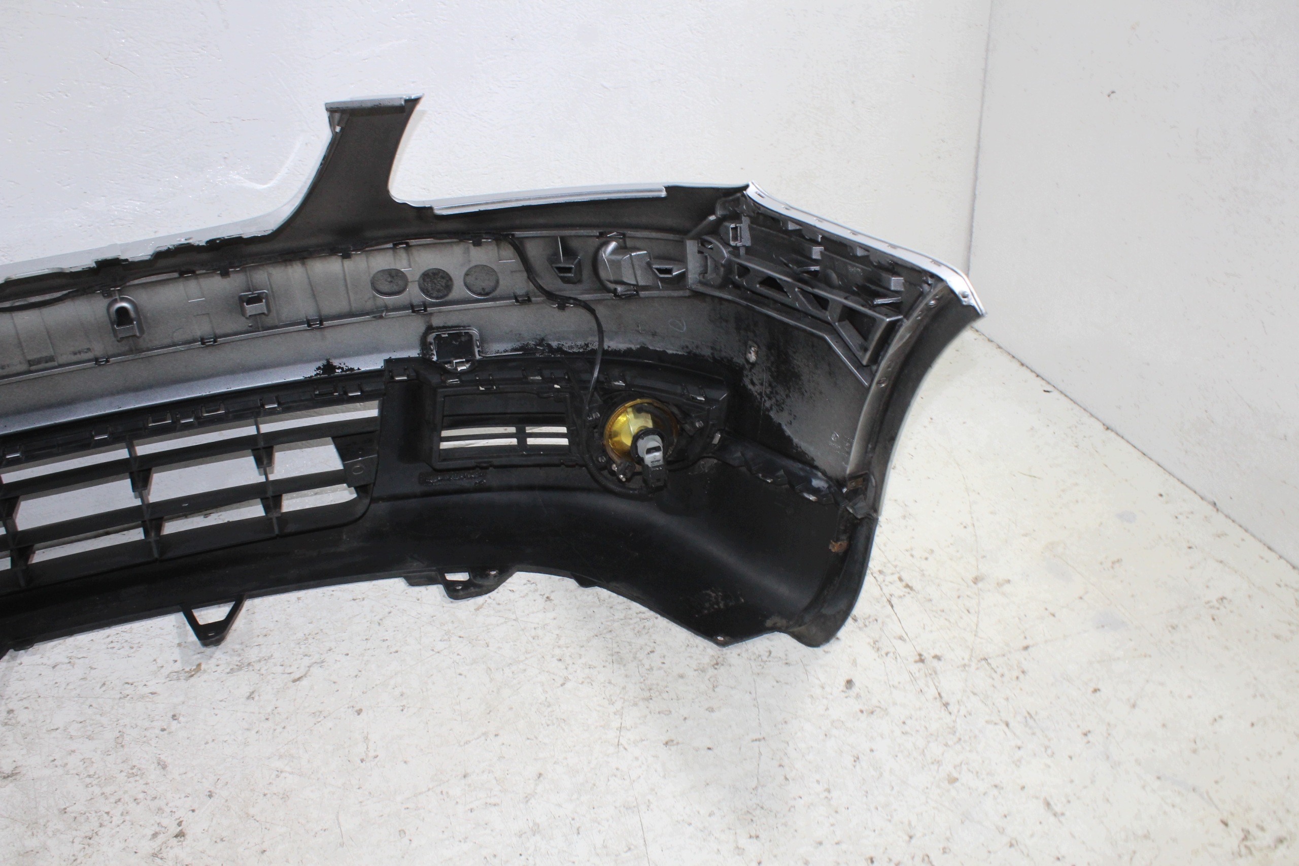 VW Touran Caddy bumper front front 1T0807221