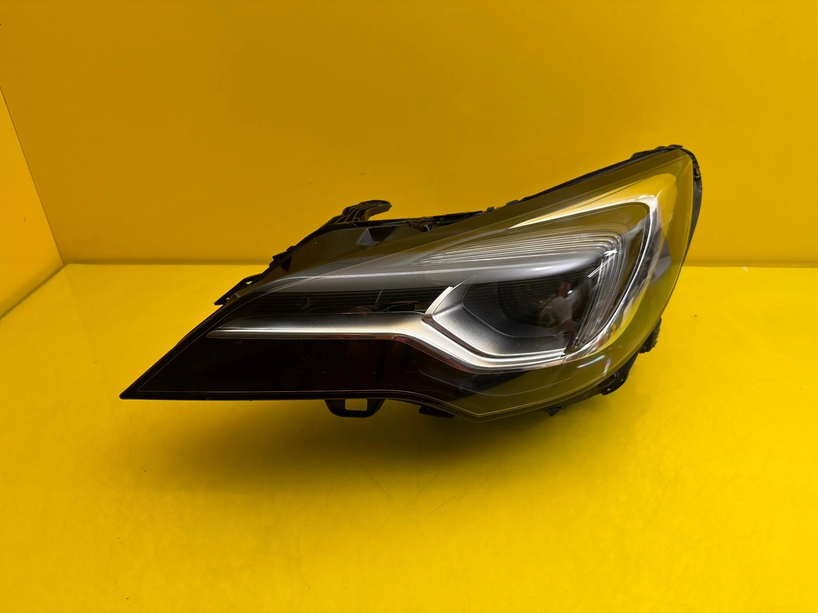 light left front Opel Astra V K Full Led 2015- 39055745