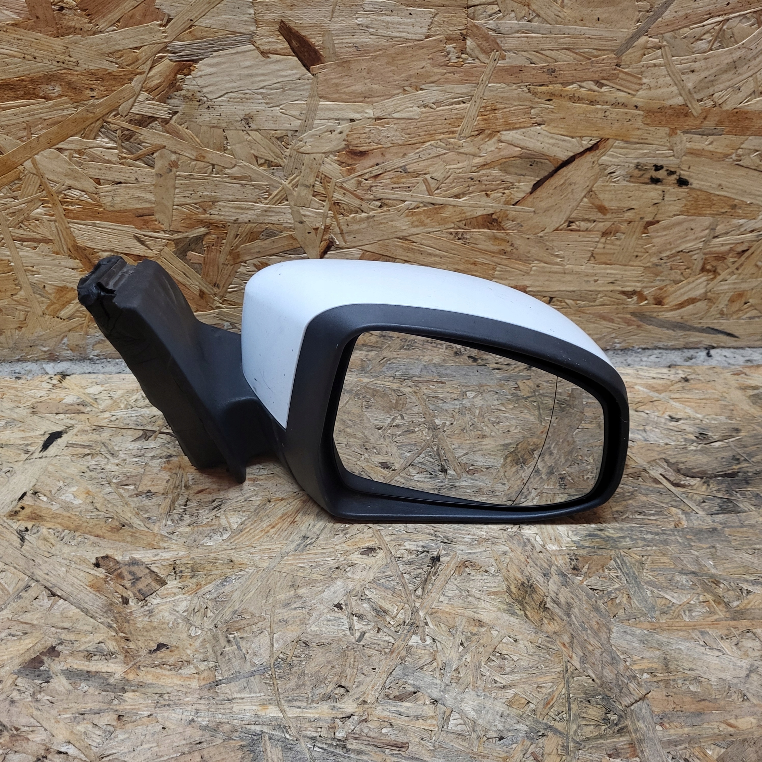 FORD FOCUS MK3 11-18r KOMBI HB 7PIN mirror electrics right BIALE 5B