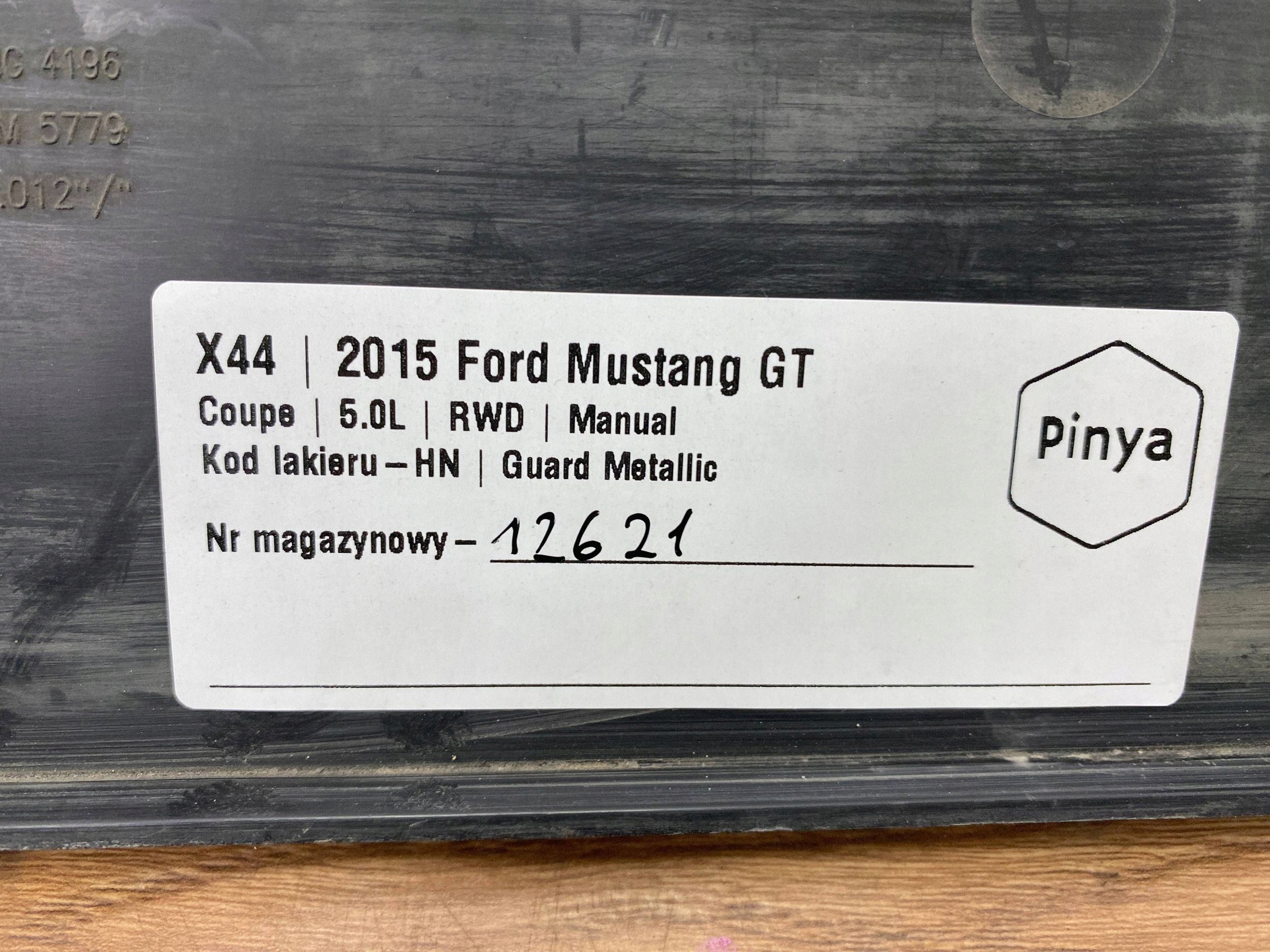 cover radiator cap supports Ford Mustang VI 2015+