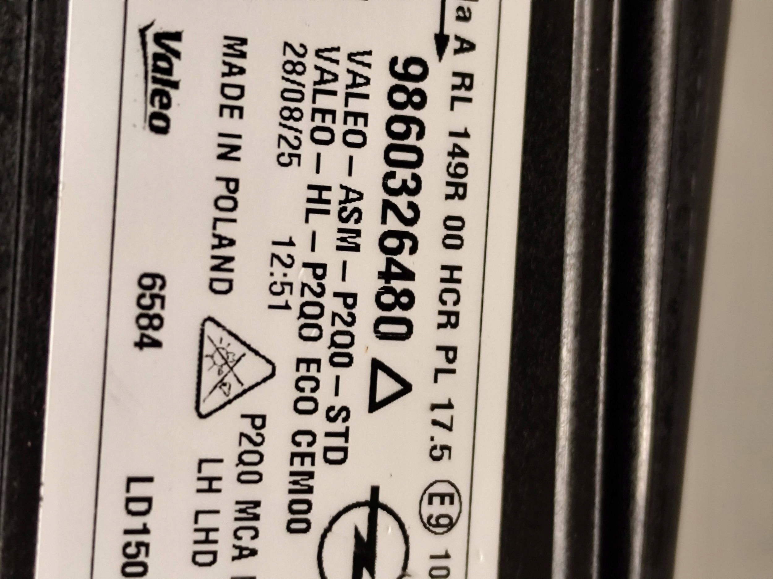 OPEL MOKKA II B LIFT light front left FULL LED 9860326480