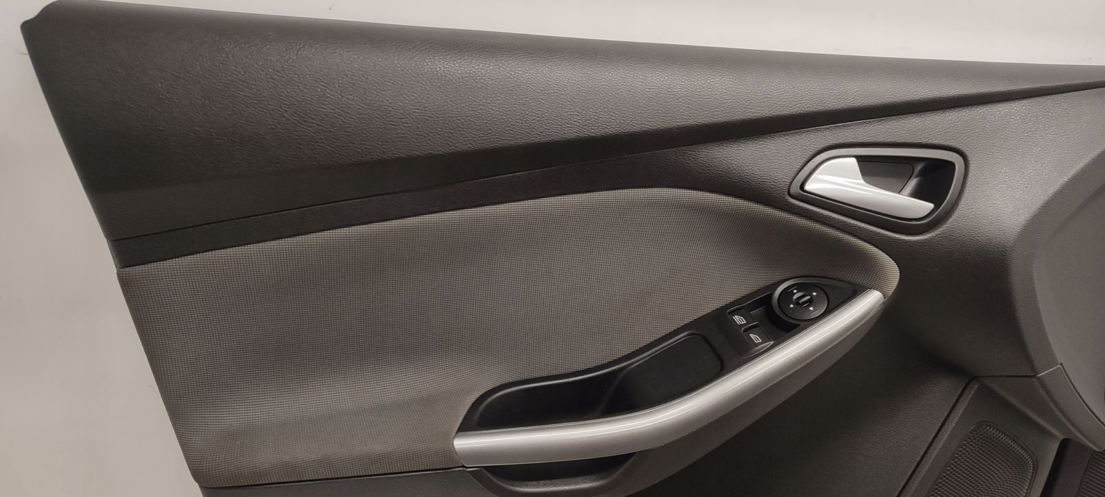 side side komplet Ford Focus MK3 kombi 1,0 Ecoboost