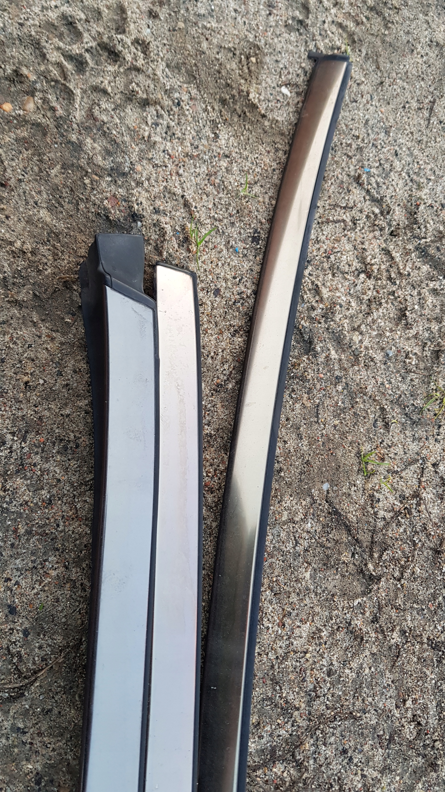 MERCEDES W209 moulding windows CZOLOWEJ KOMPLET