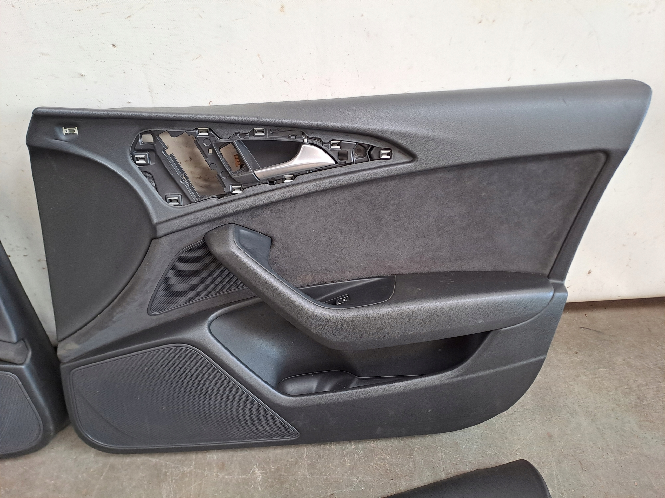 side alkaline sedan kpl Audi A6 C7