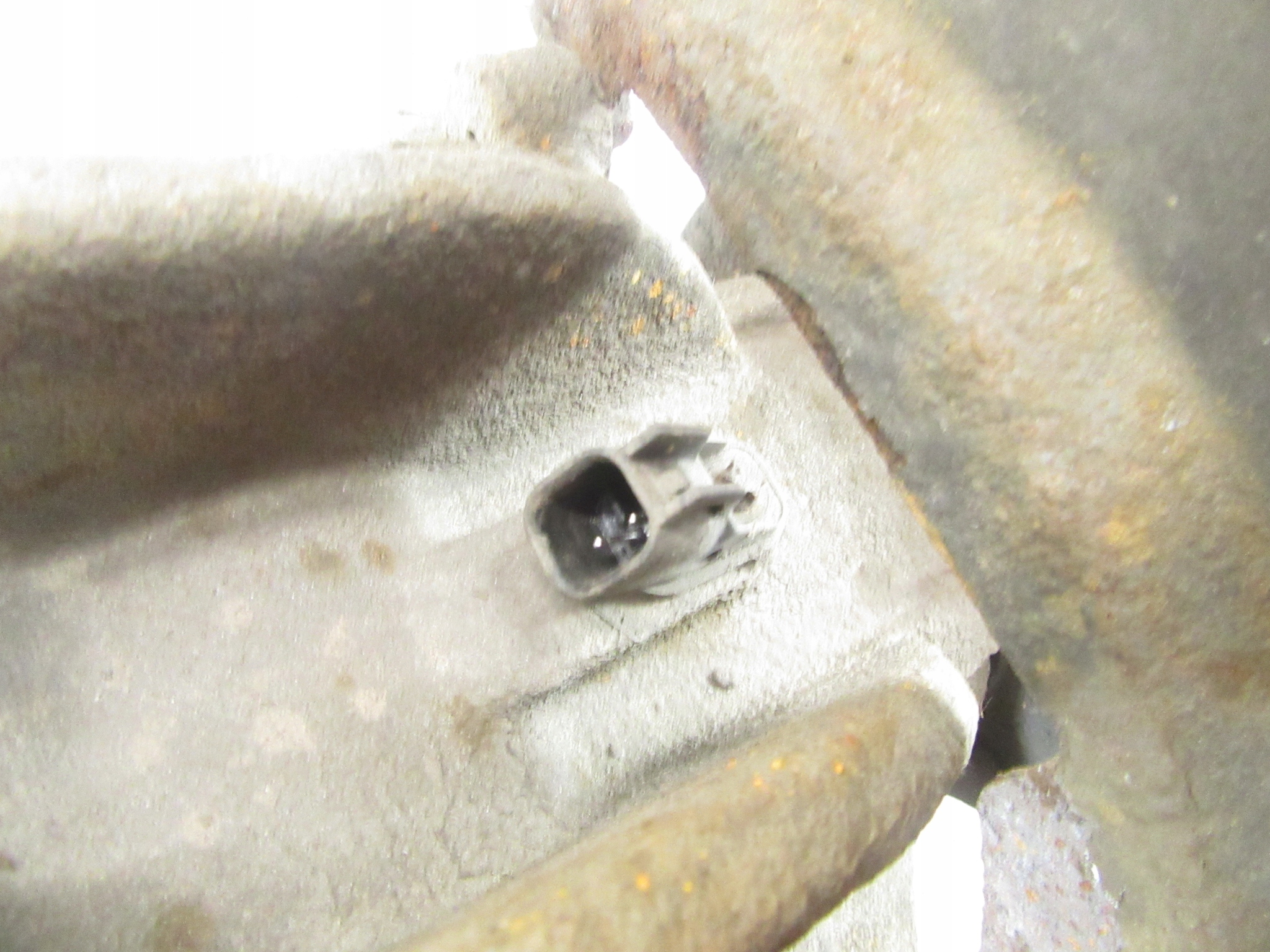 Zawrotnica right Mazda 3 BL 2.2 MZR-CD R2AA