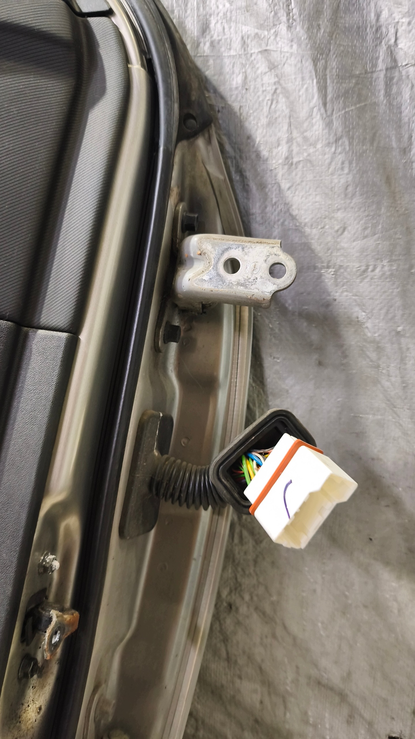 door left front KIA CREED 2009r K: A3