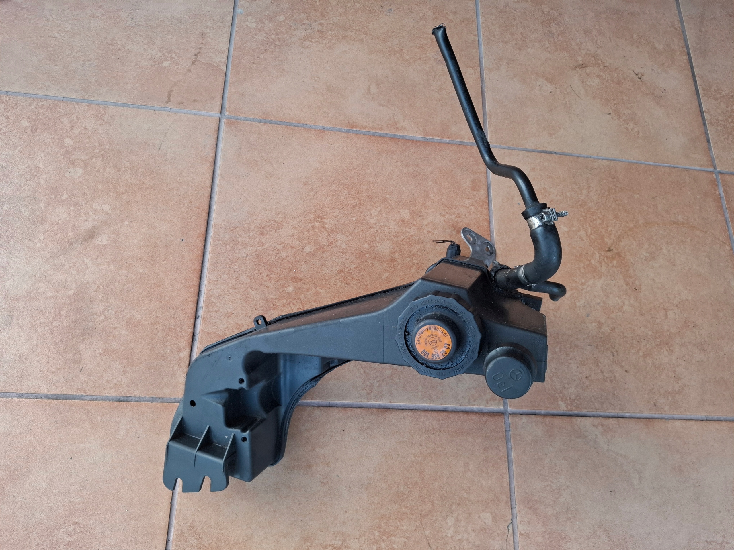 boca serva MERCEDES A2033200114