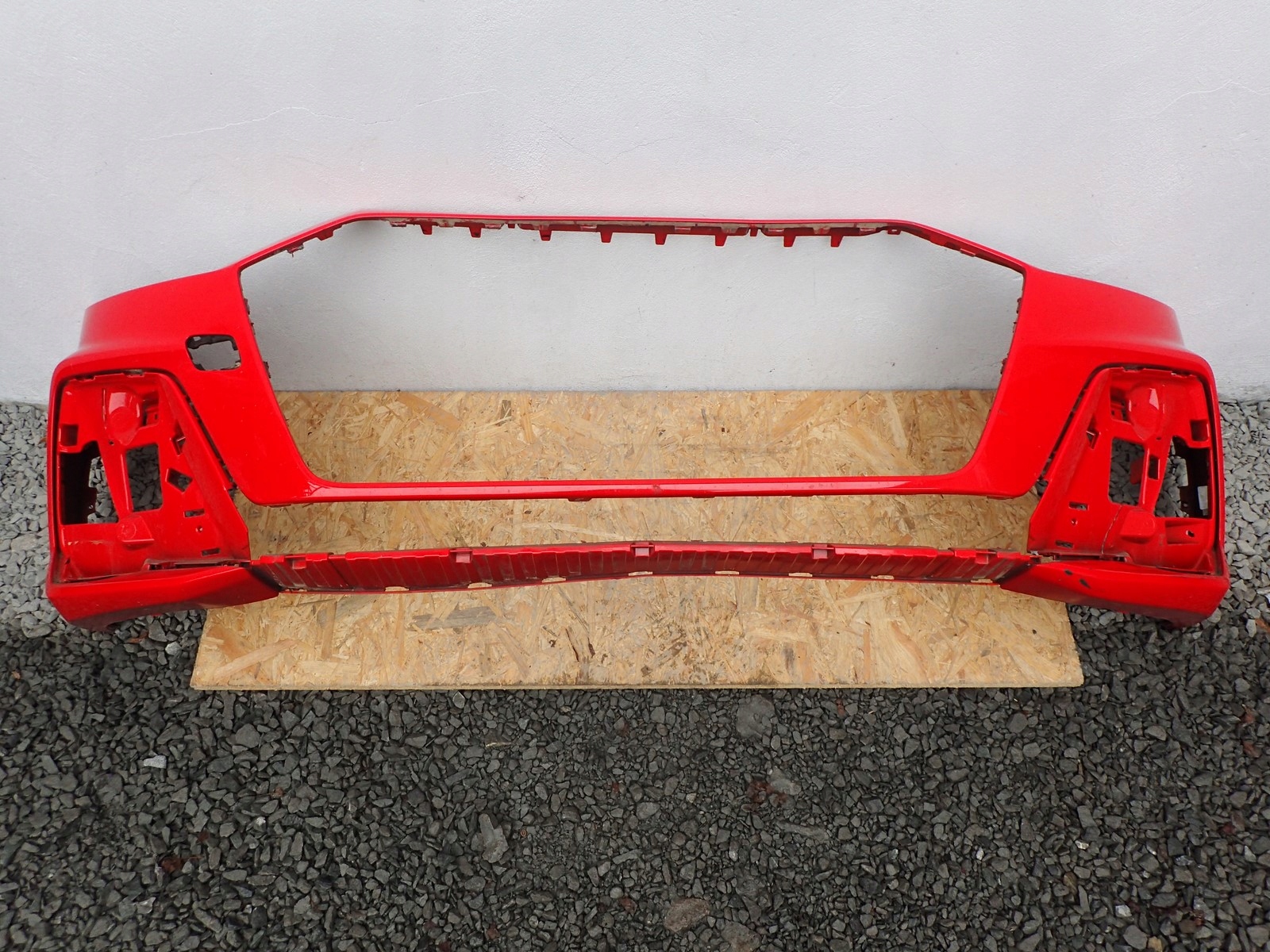 bumper front front AUDI A1 2 II 82A S LINE 18