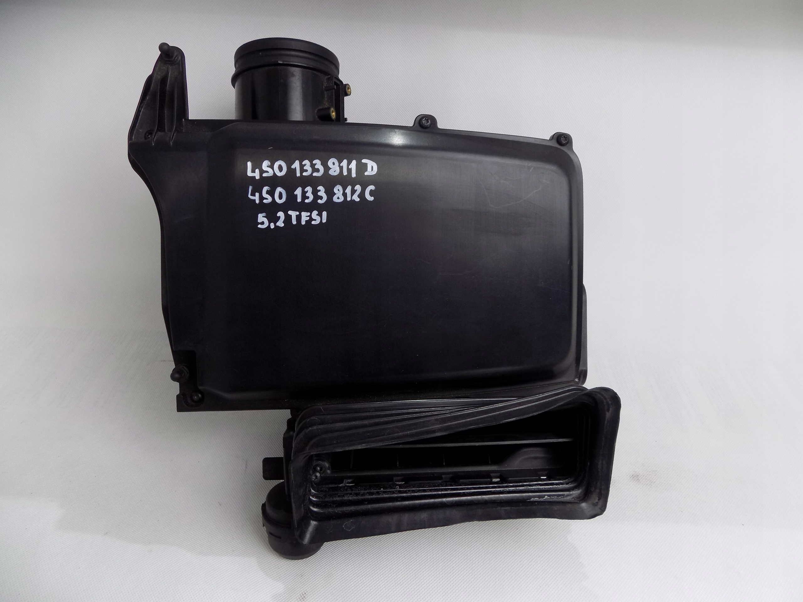 AUDI R8s 5.2 TFSI КОРПУС ФИЛЬТРА POWIETRZAs0133811ds0133812c