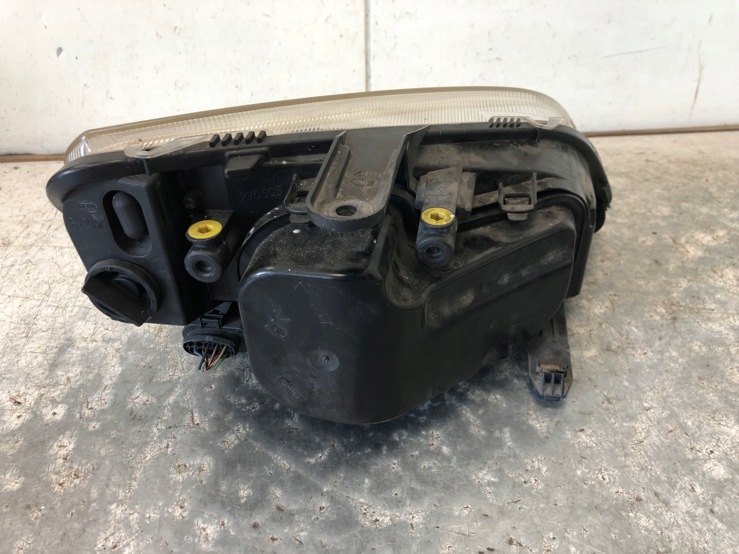 light left front FORD C-MAX