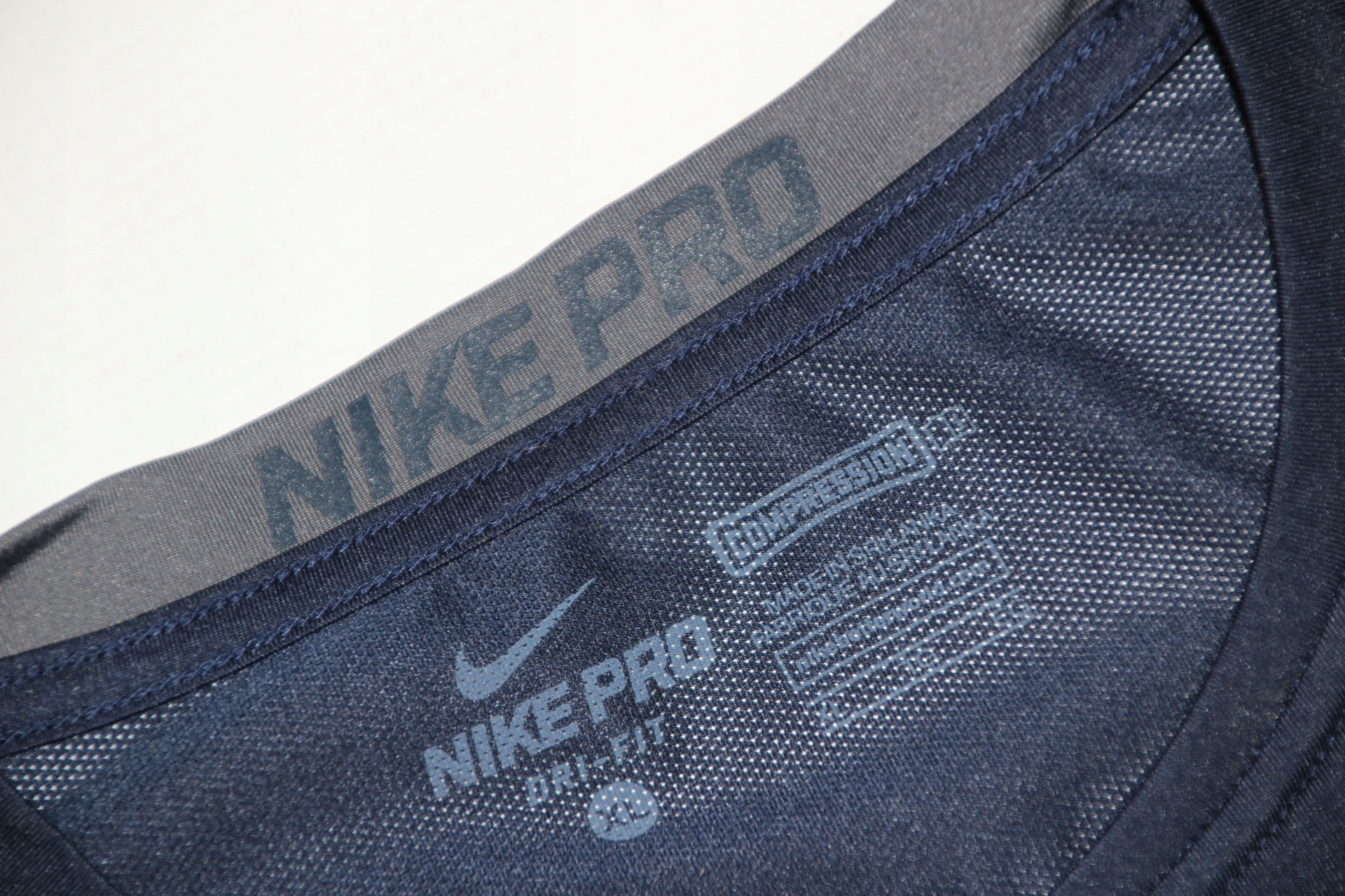 NIKE PRO*MĘSKA KOSZULKA T SHIRT KOMPRESYJNY DRI-FIT*XL Rozmiar XL