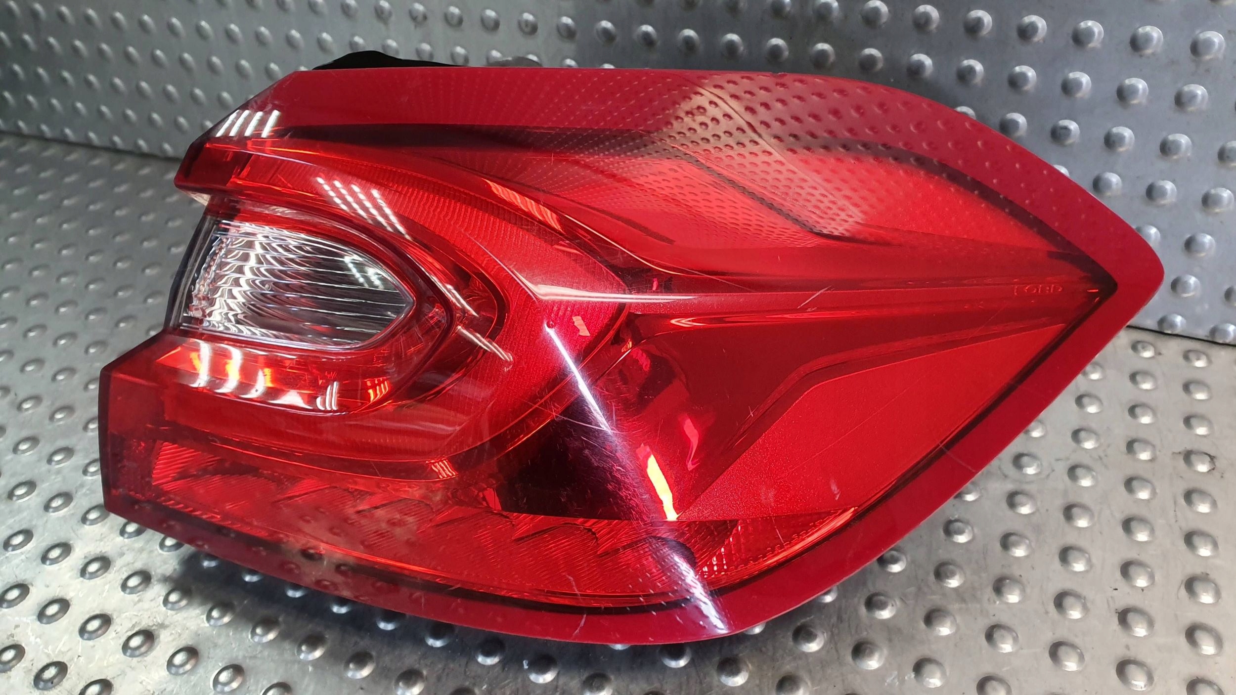 light rear part right FORD FIESTA MK8 LED 17- H1BB13404BH