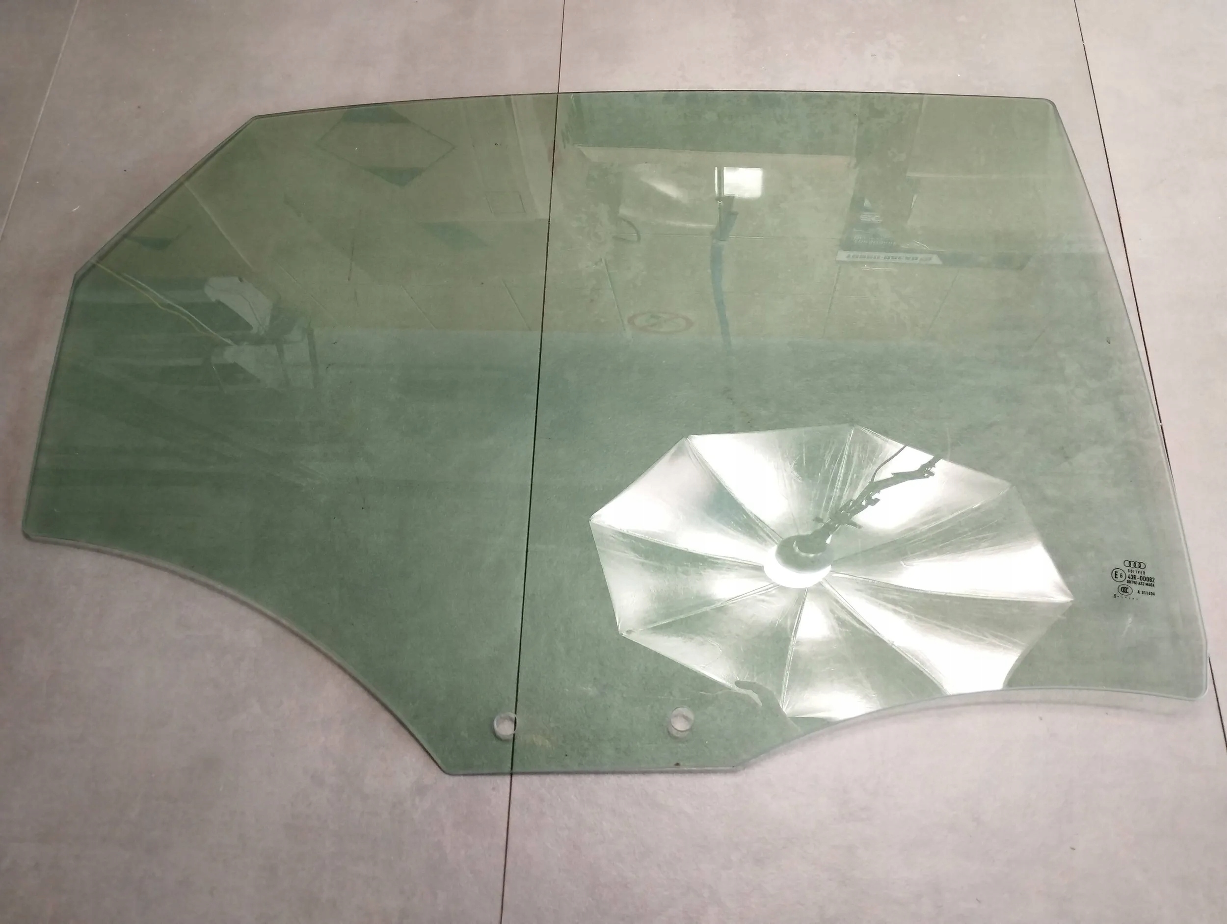 AUDI A6 C7 window right rear part 2015 sedan