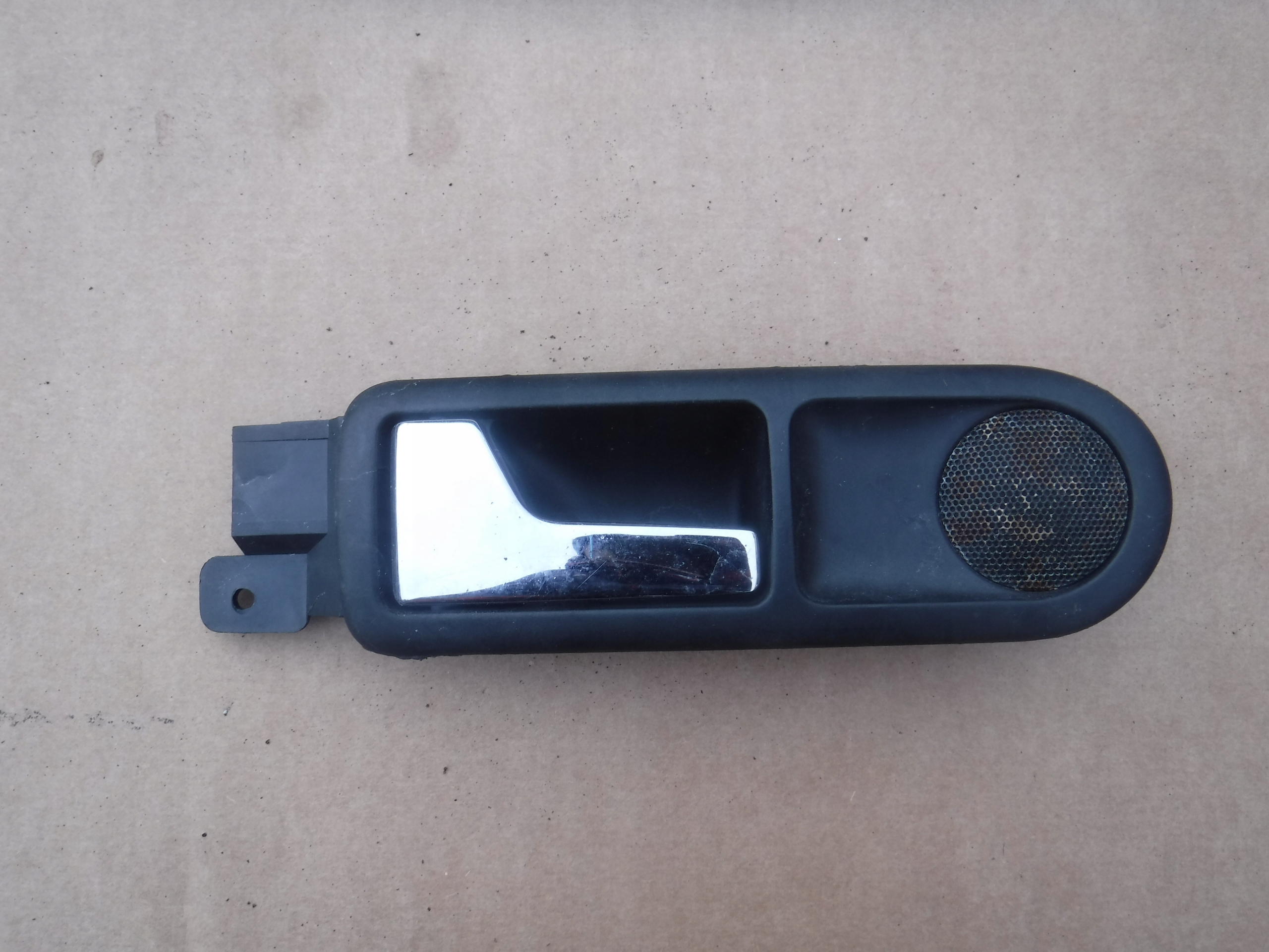 ручка двери внутренняя левая зад vw PASSAT B5 FL 3B0839113AD