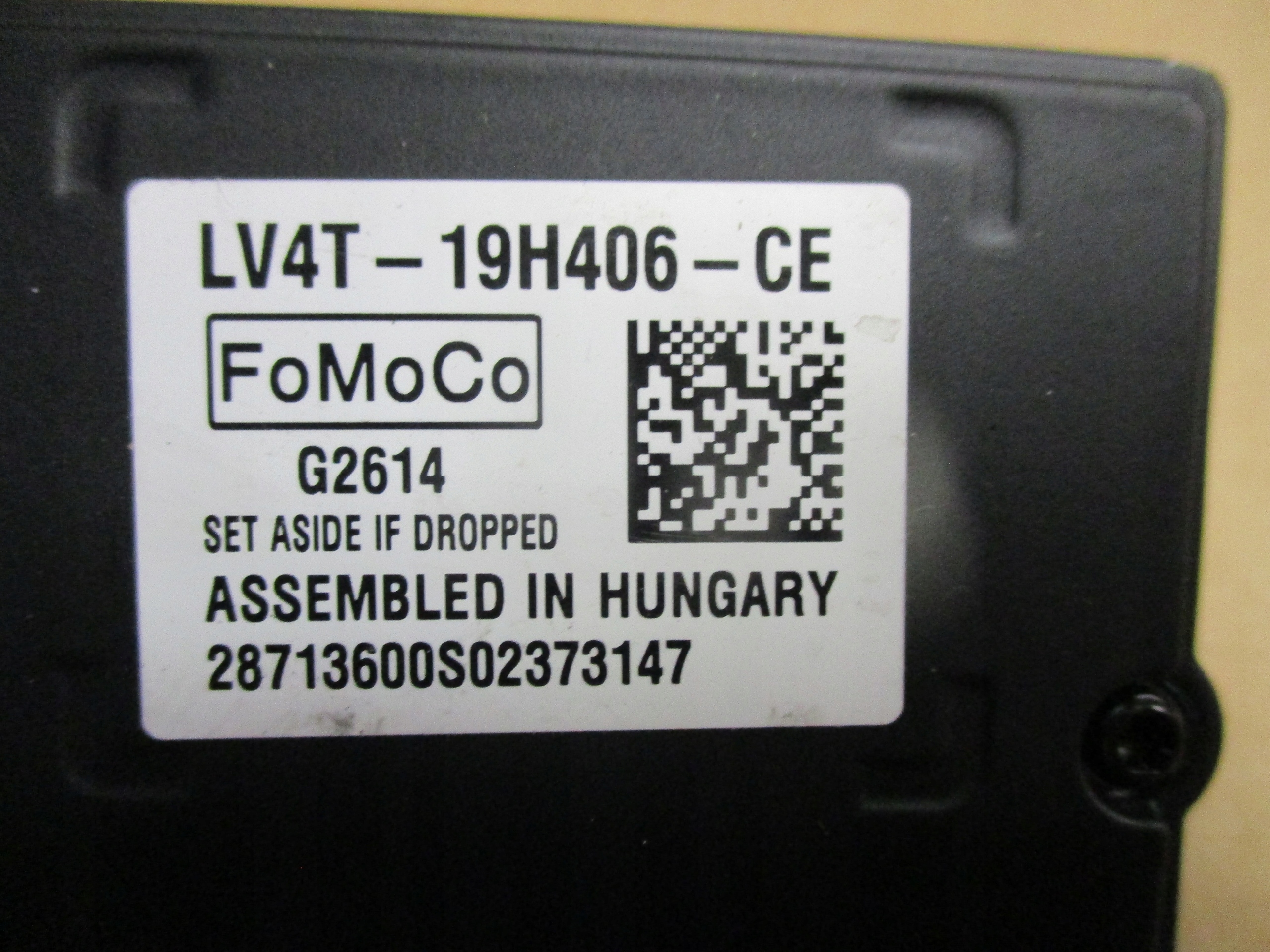 FORD KUGA MK3 KAMERA RADAR LV4T 19H406 CE Part number LV4T 19H406 CE