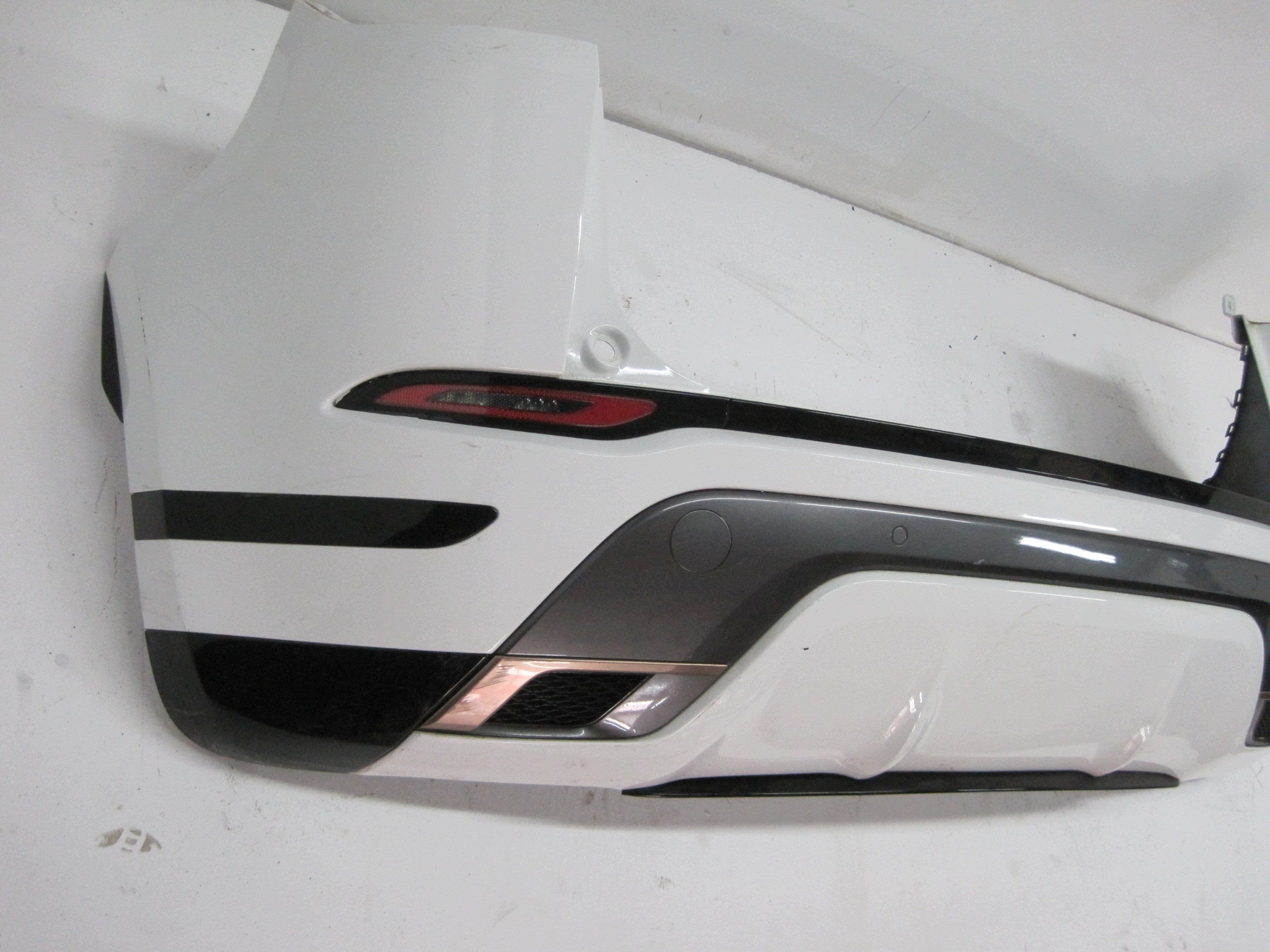 Stoßstange RANGE ROVER EVOQUE II R-DYNAMIC 4 PDC heck