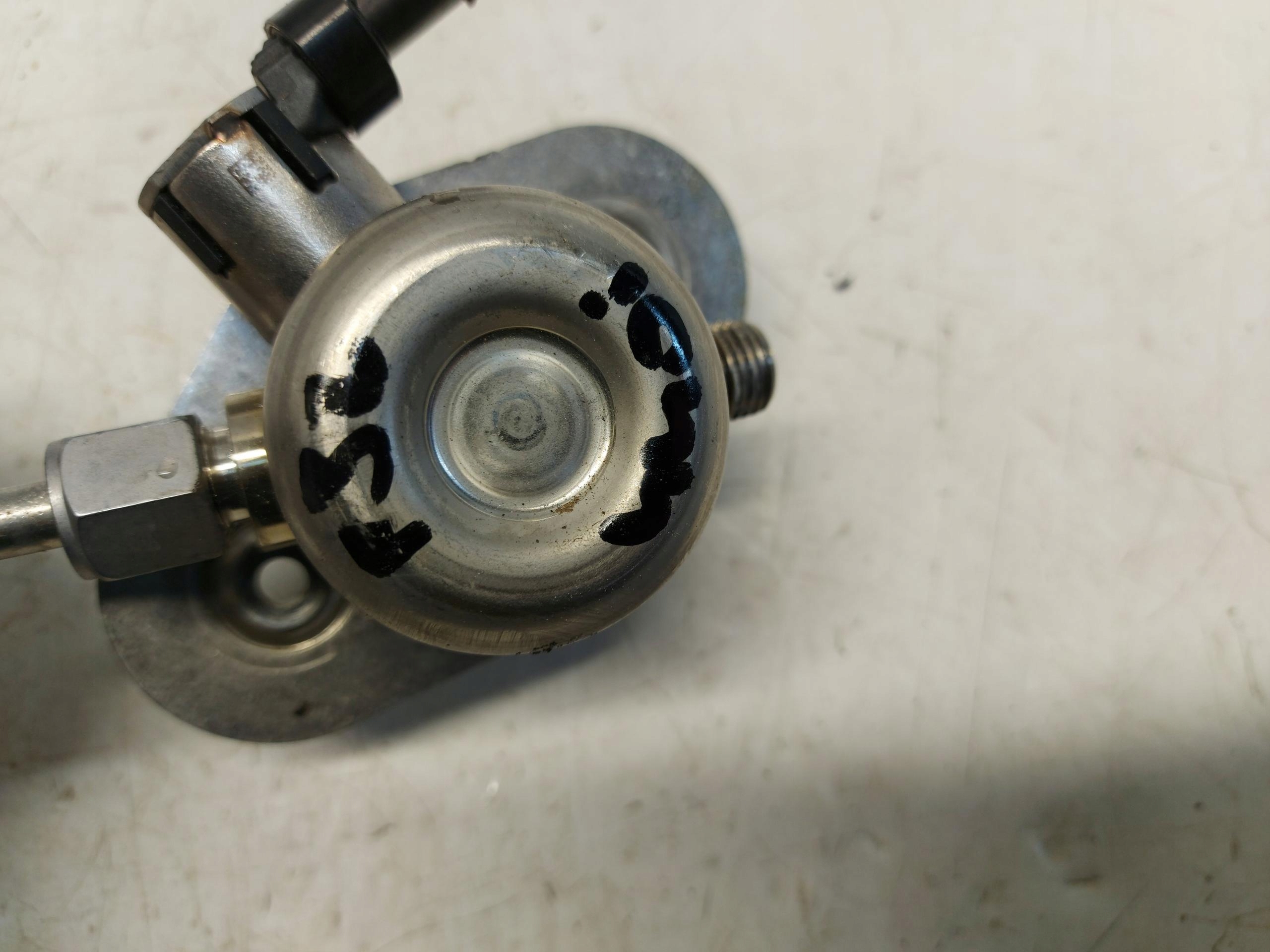BMW F32 F33 Coupe feed pump 7330444