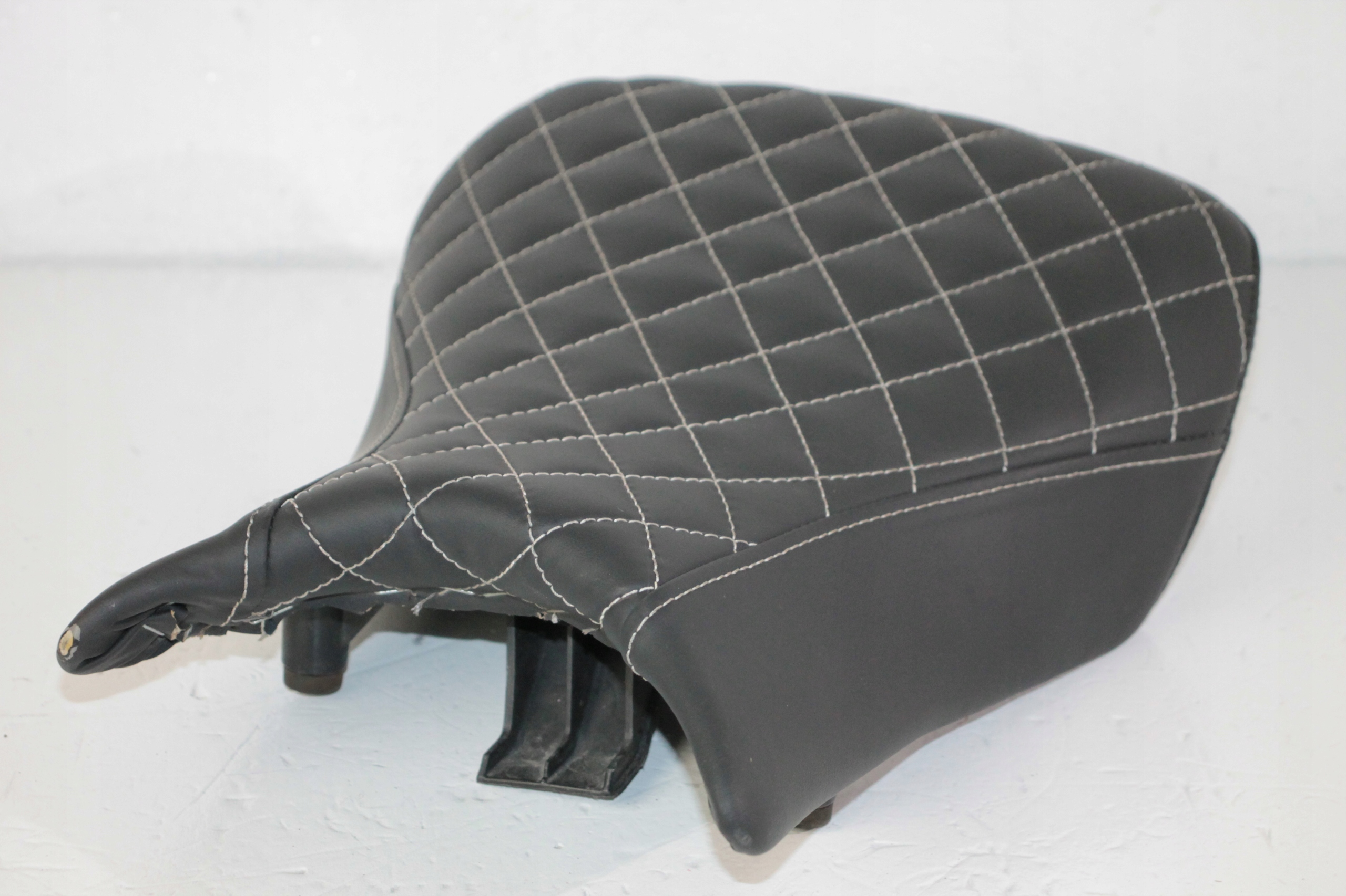 BMW S 1000 R 16-20 SIEDZENIE KIEROWCY PRZÓD Producent BMW oe