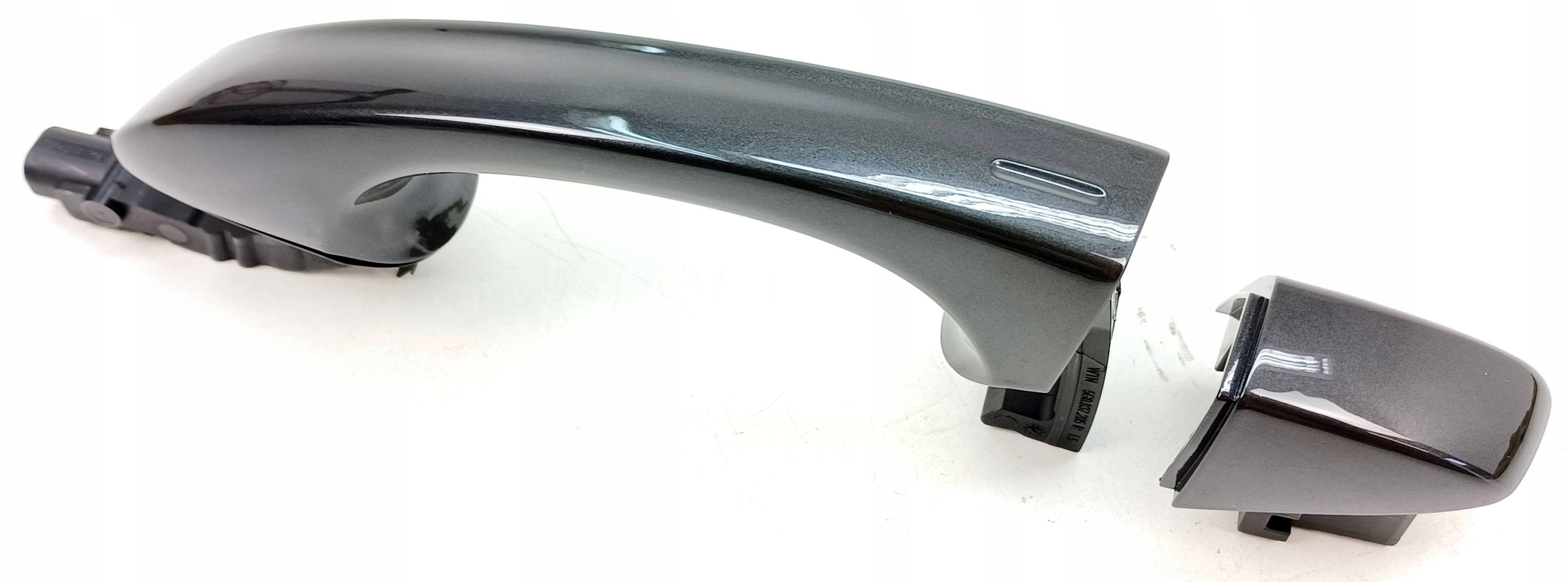 5G0837205R - РУЧКА ДВЕРИ ЛЕВАЯ KESSY KEYLESS 5G0837205Q LB7R