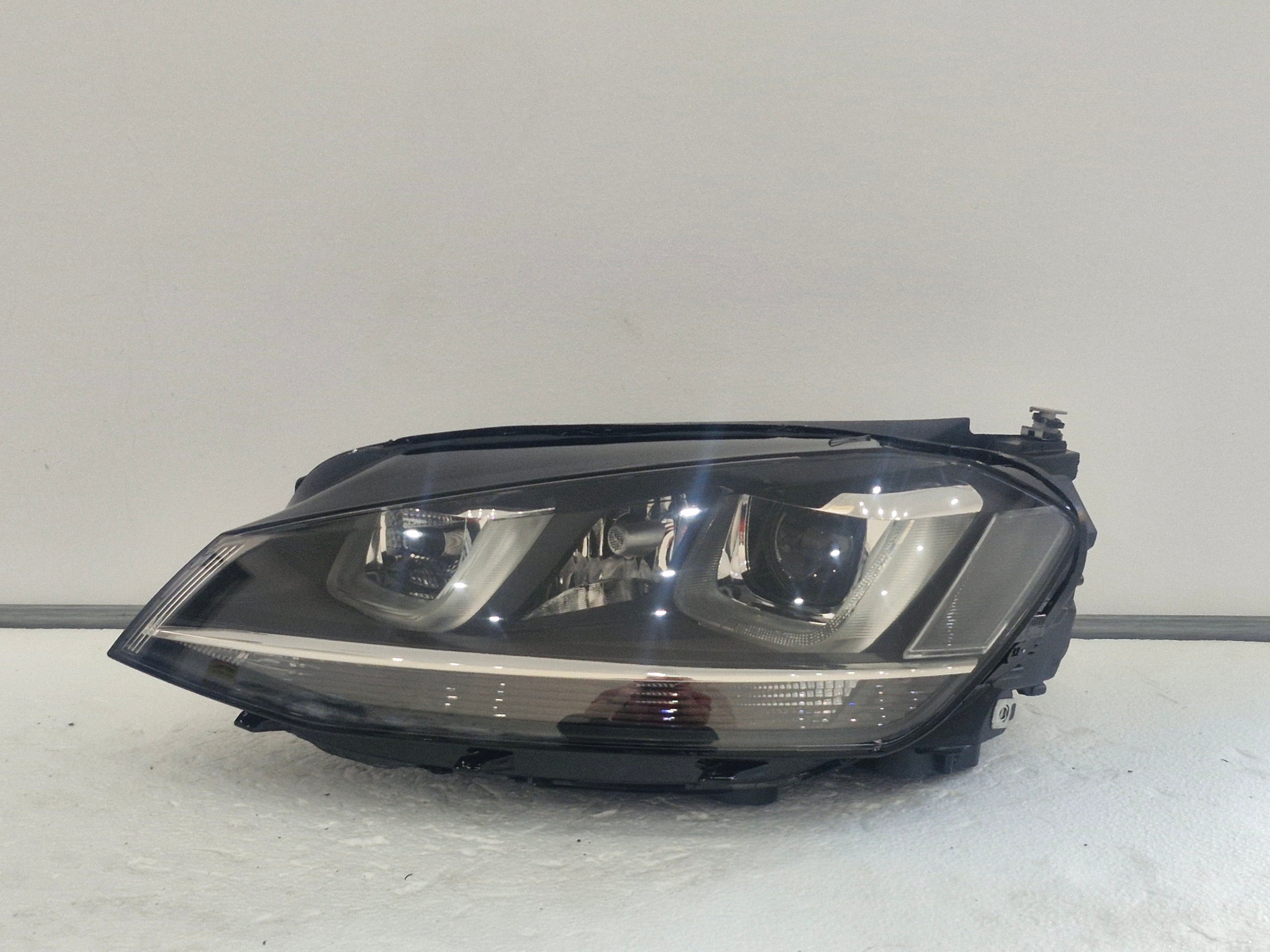 light left VW Golf VII 7 Bi-Xenon LED positioning