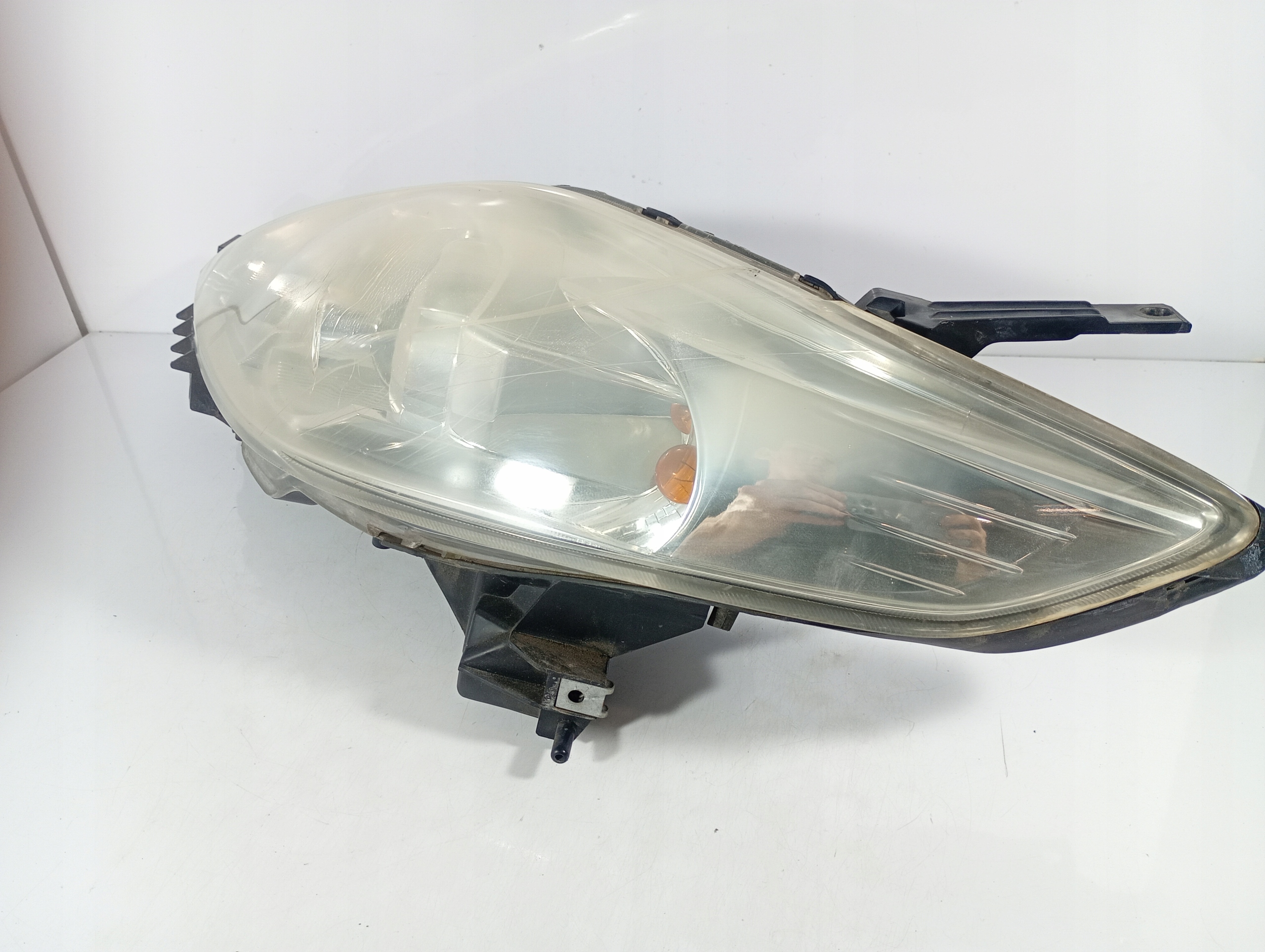 Mazda 5 V 05-10 REFLEKTOR light left front front OE C23551040