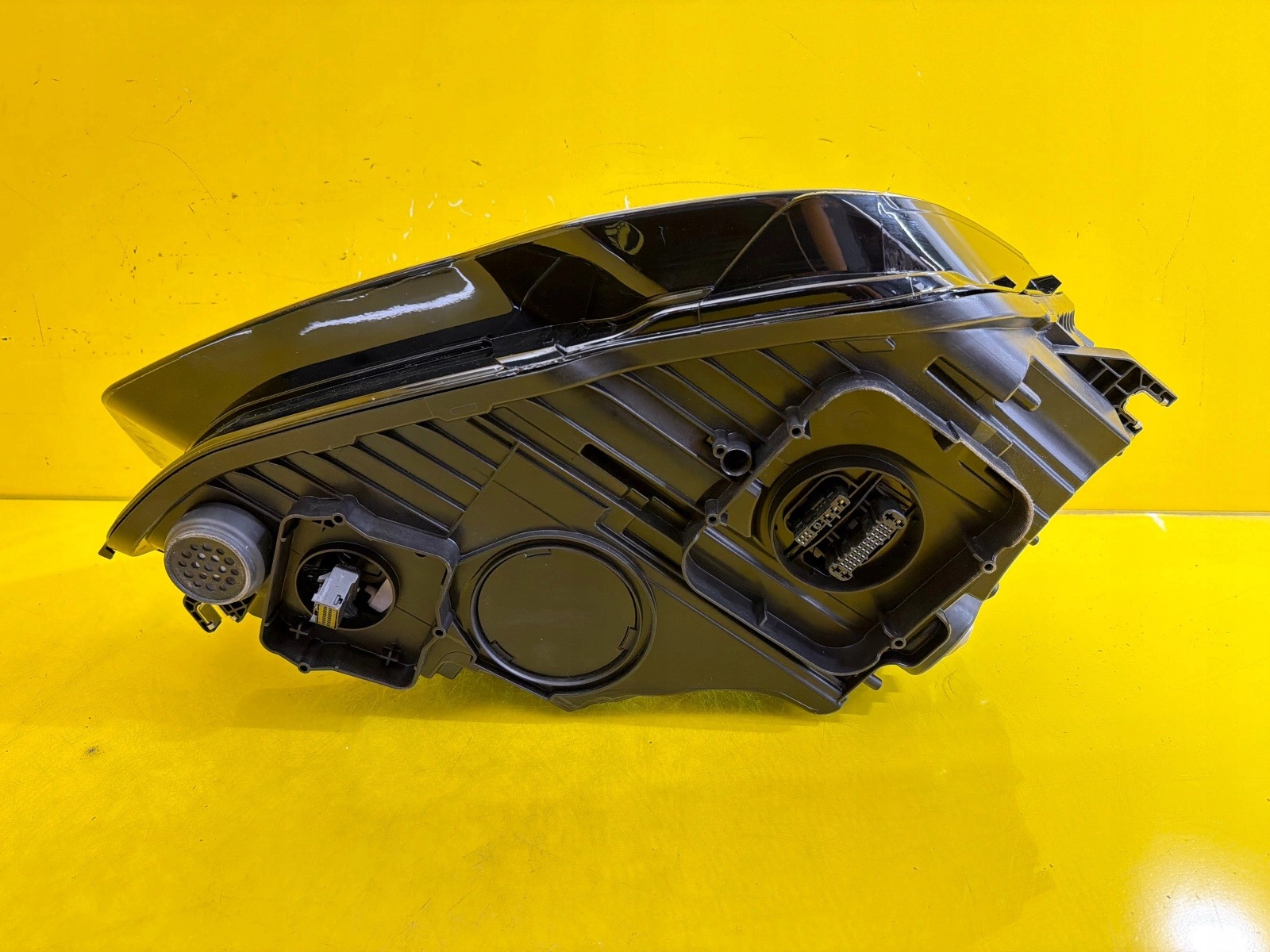 light left front Audi A7 C7 Lift Matrix 4G8941035