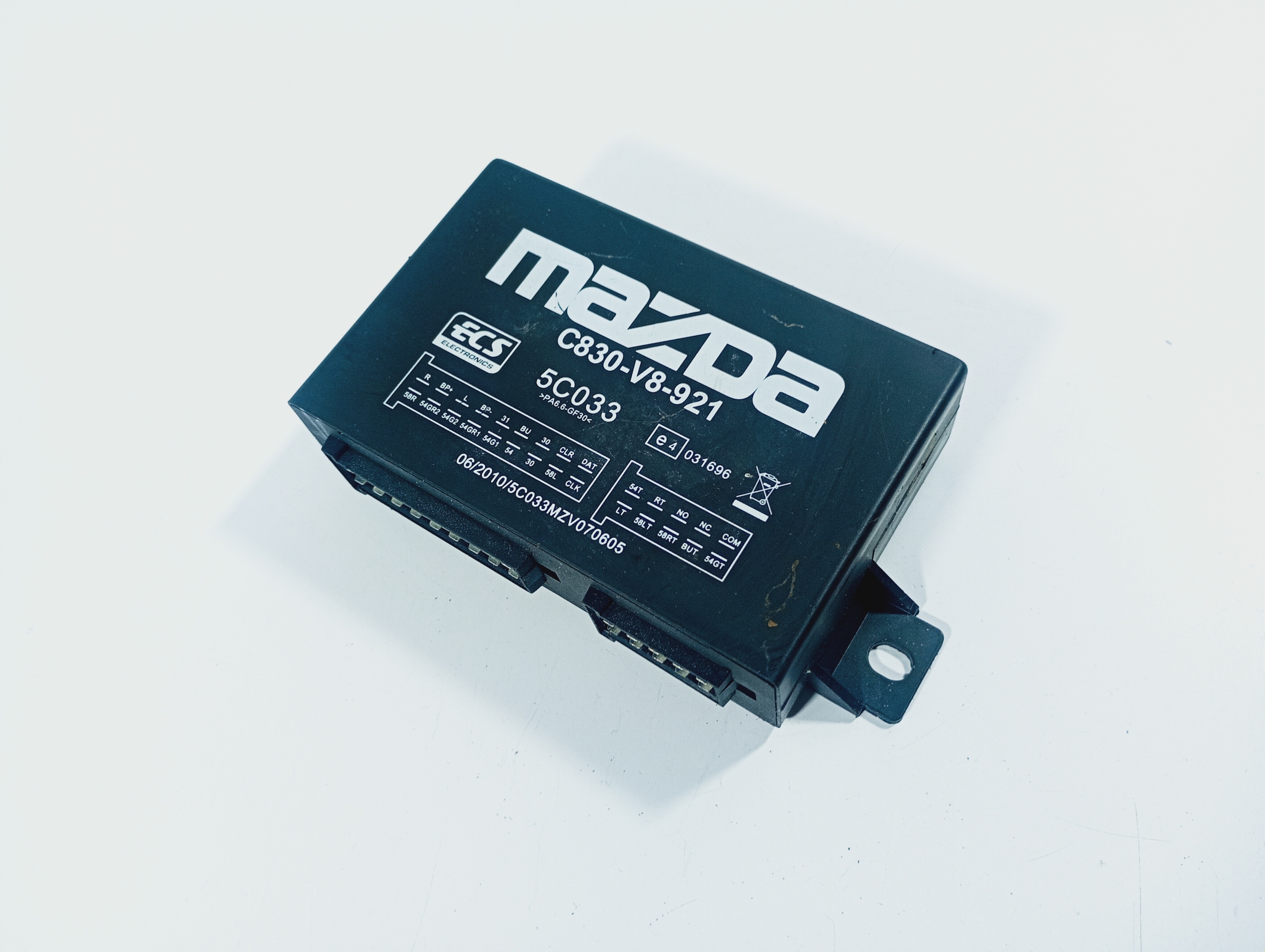 control unit module HAKA OE C830V8921 Mazda CX9 CX-9 06-12